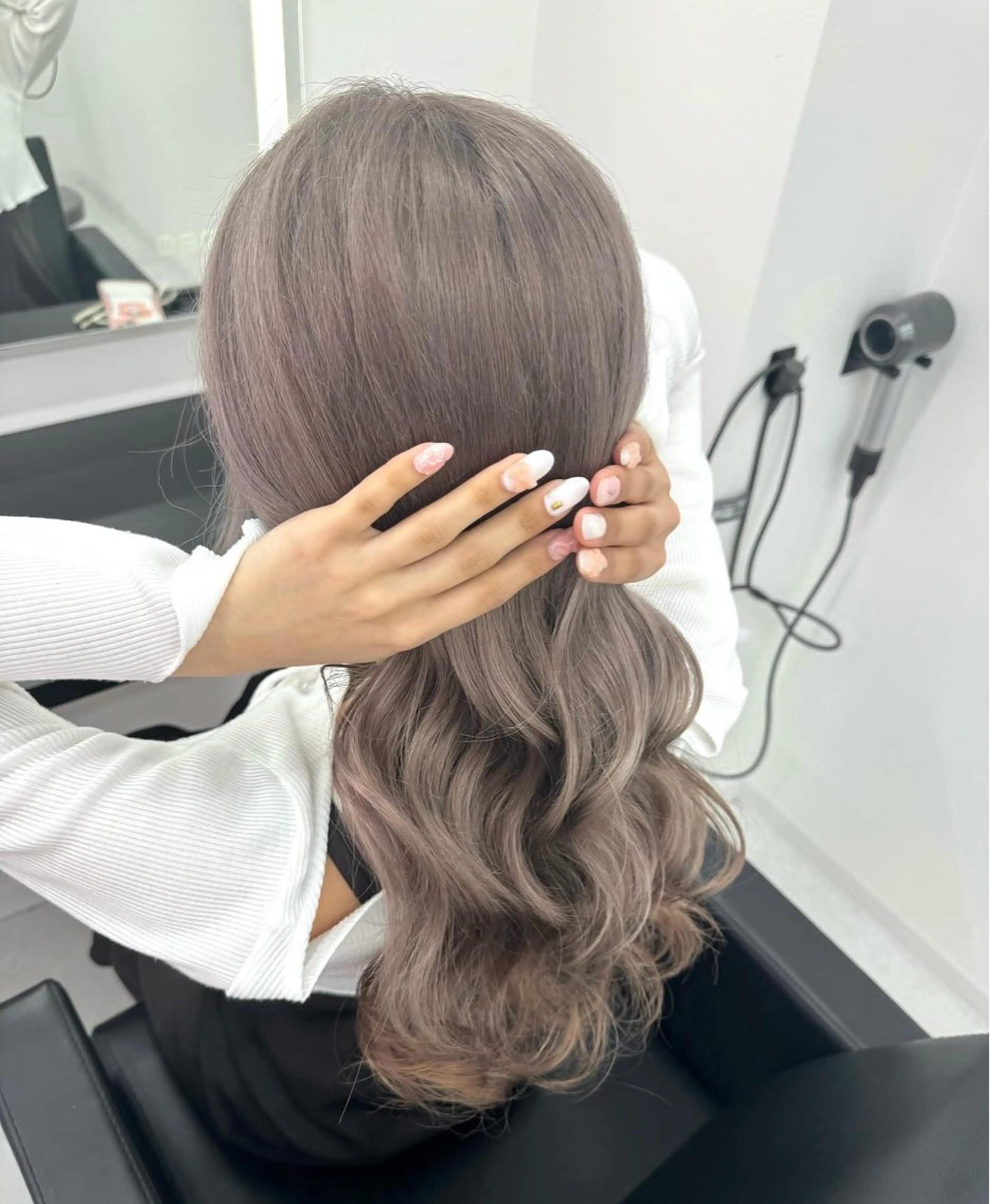ロング EGO所属・ブリーチカラー💖 rukaのヘアスタイル