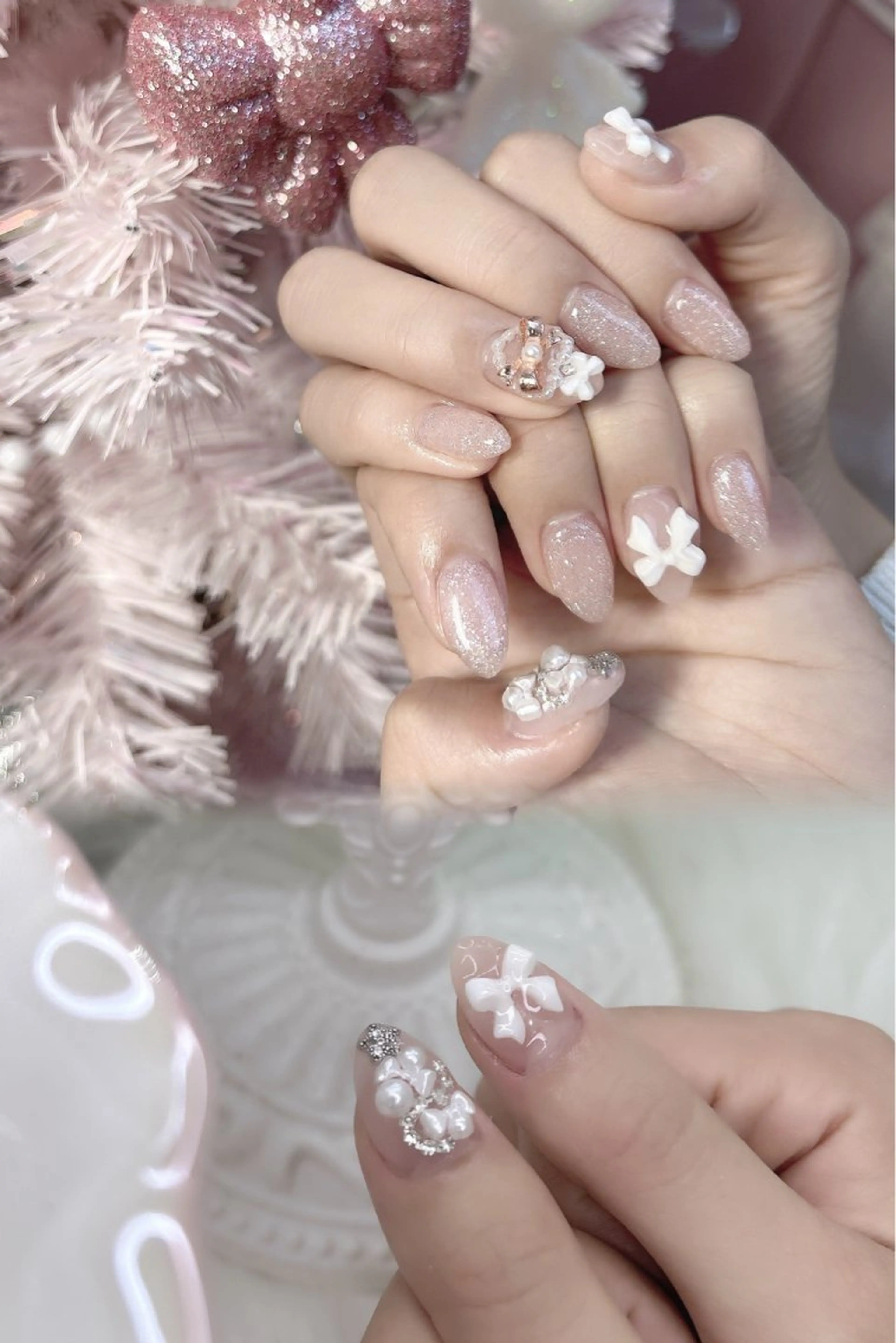 ネイル フラッシュネイル 韓国ネイル ツイードネイル ワンホンネイル 冬ネイル ハンドネイル merci nail所属・merci nailのネイルデザイン