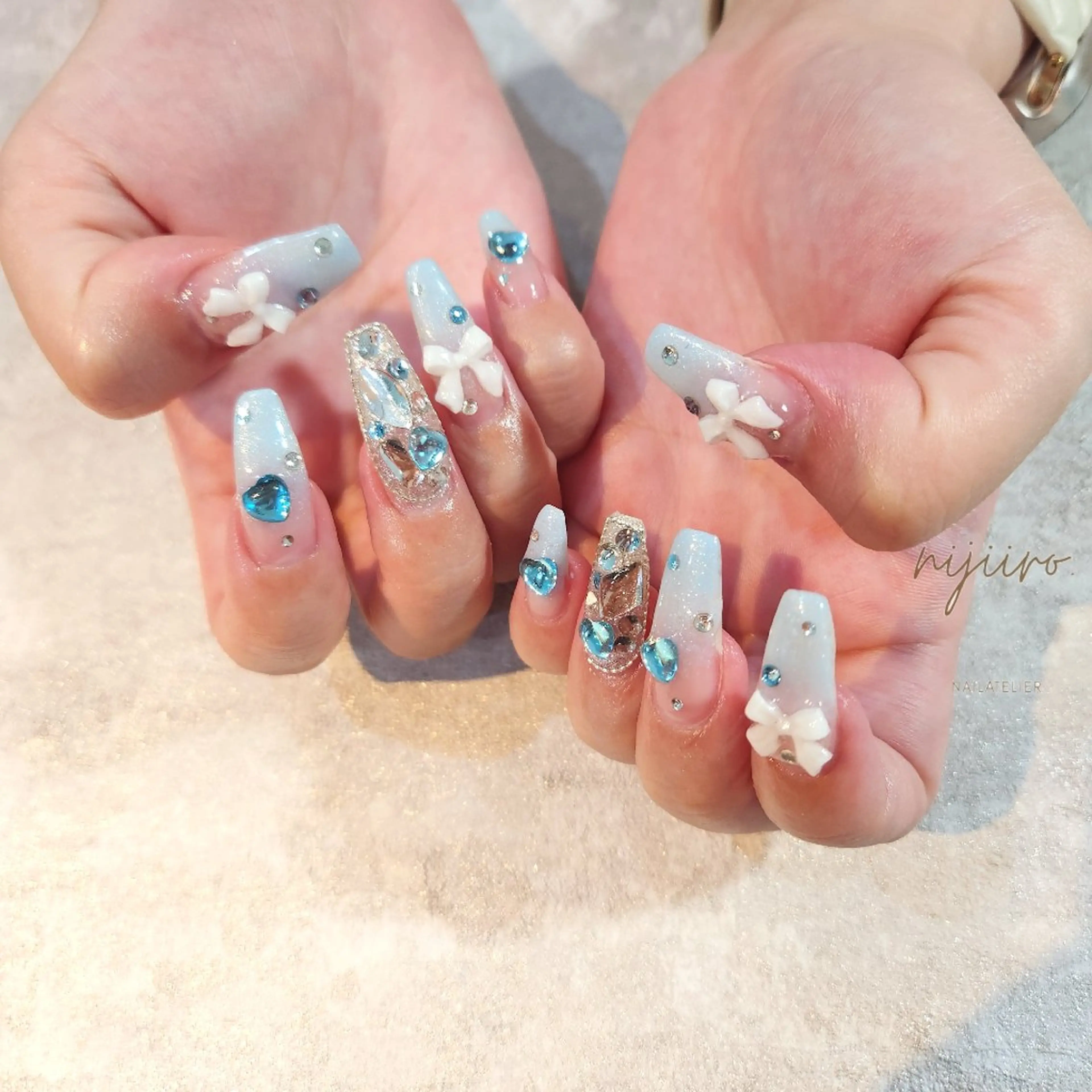 ネイル ハンドネイル nailatelier nijiiro.所属・nijiiro🌈 サトウのネイルデザイン