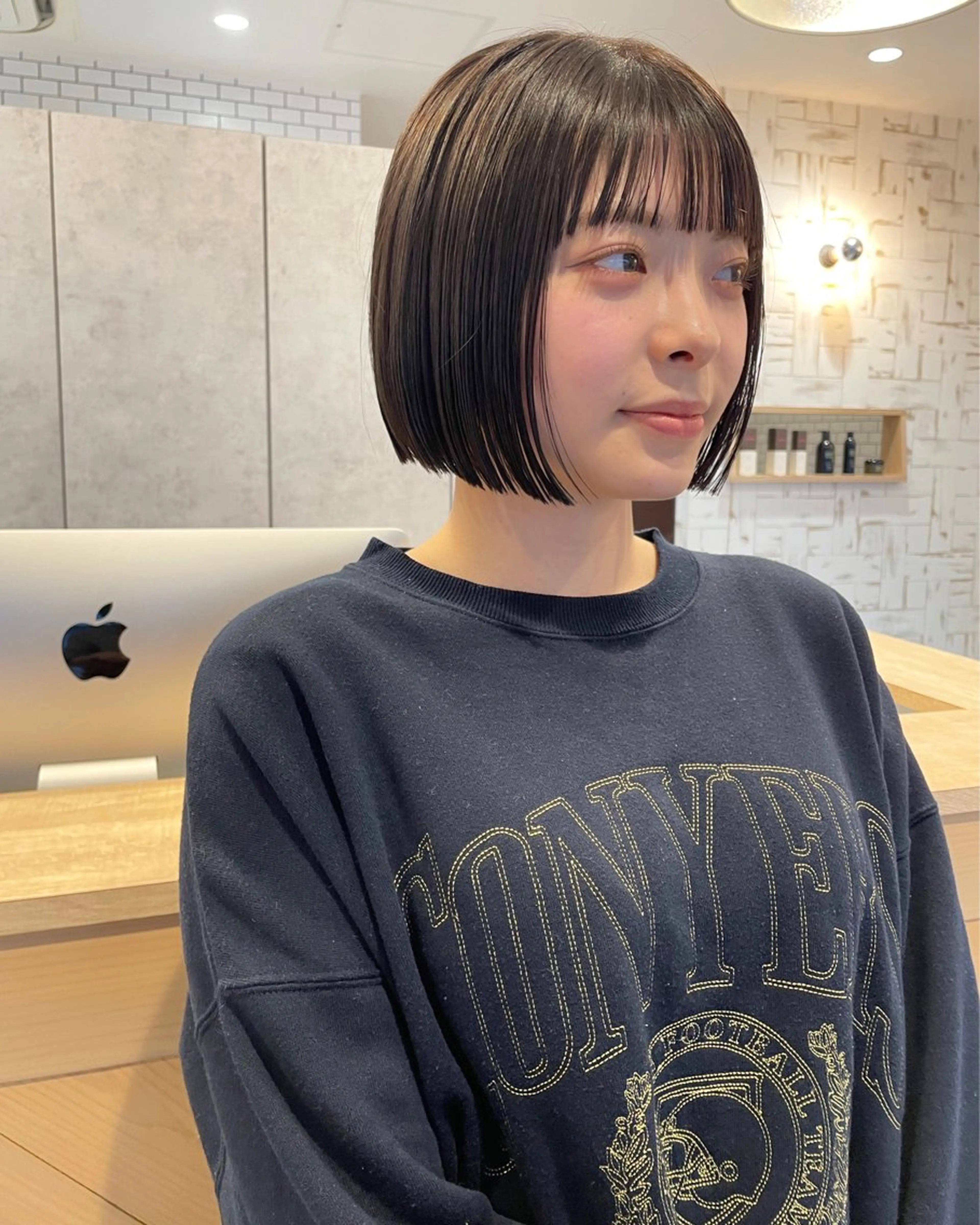 ショート ofF élua所属・🌵ボブ/切りっぱな し/ショート藤長芽生のヘアスタイル