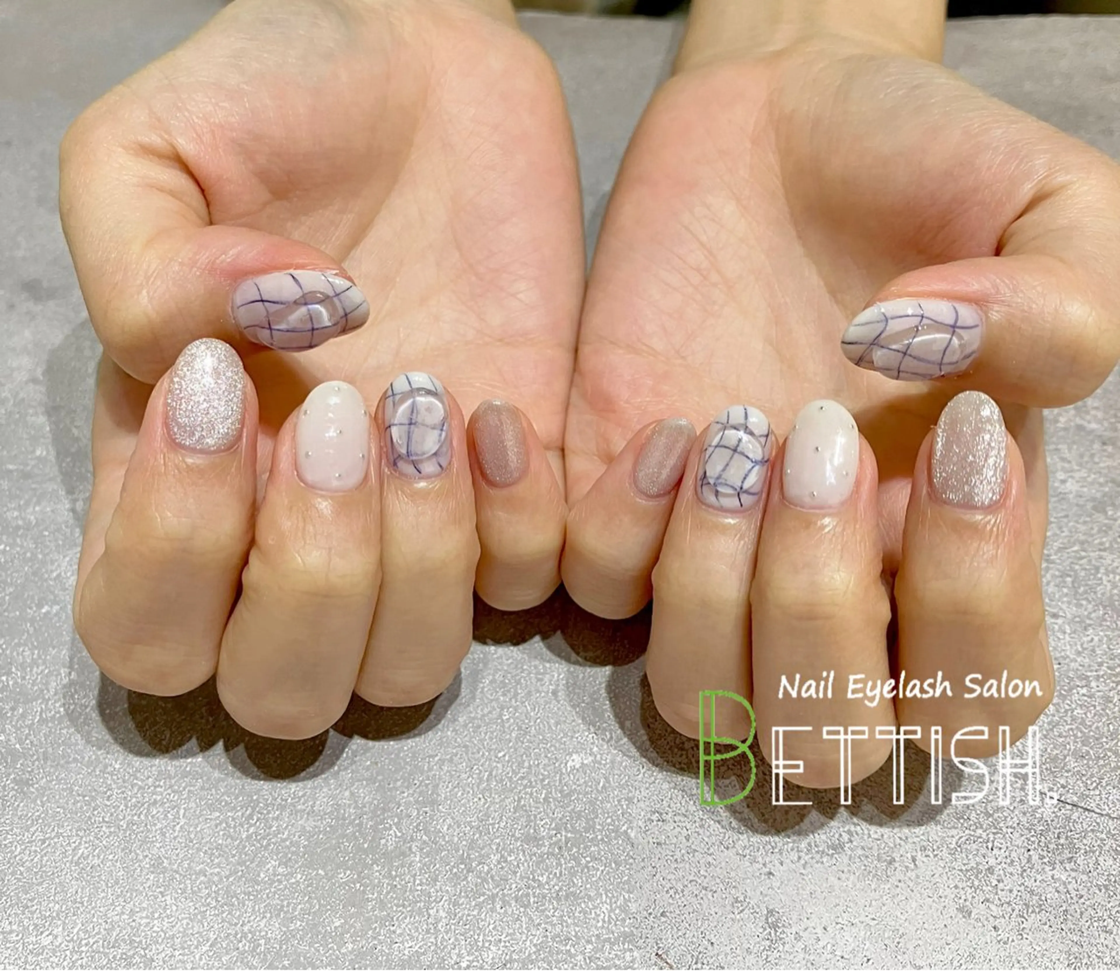 ネイル ホワイト ハンドネイル BETTISH. KUMIKO☺︎︎のネイルデザイン