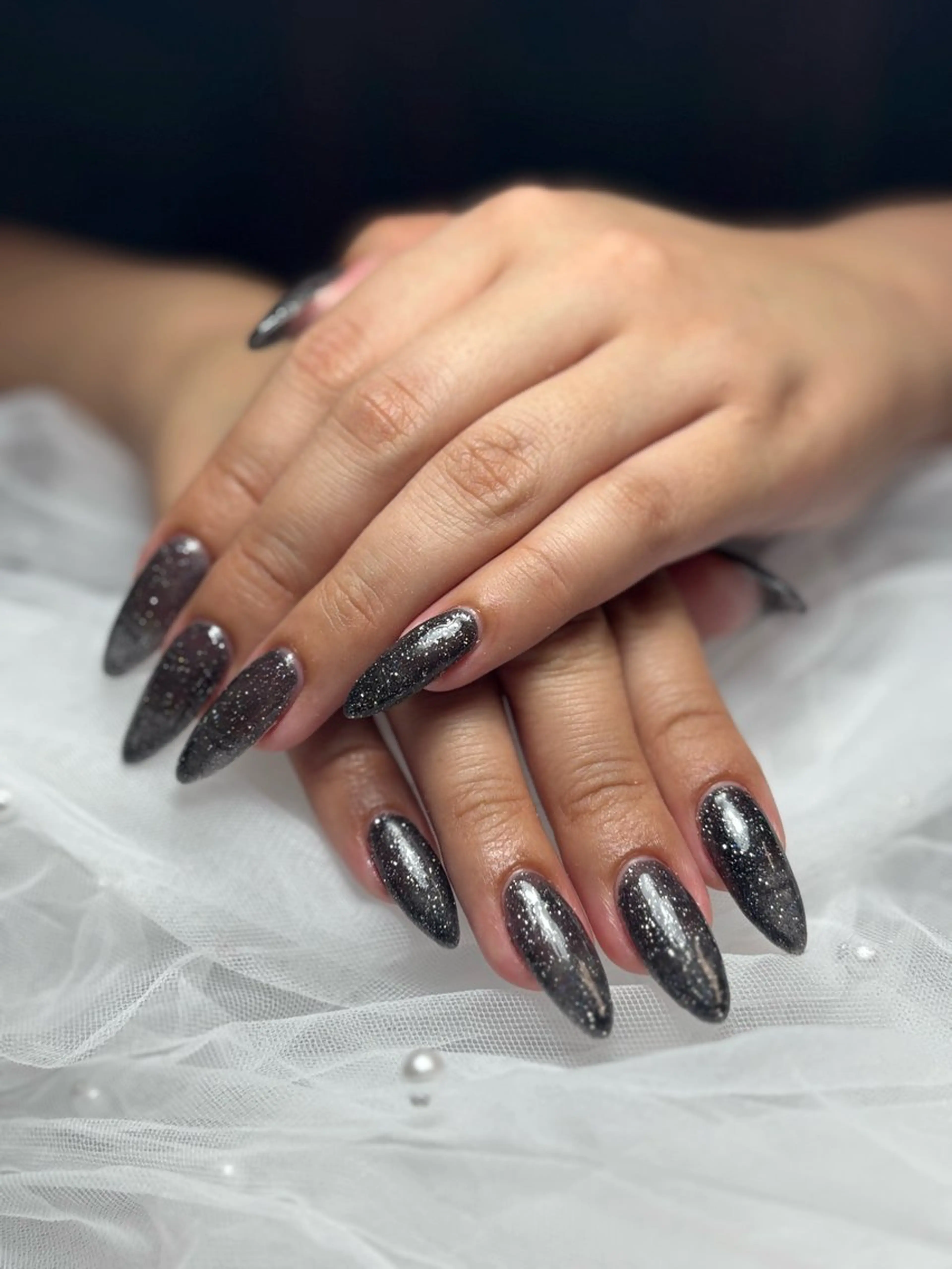 ネイル フラッシュネイル ワンカラーネイル ネイルチップ 三本 綾奈のネイルデザイン