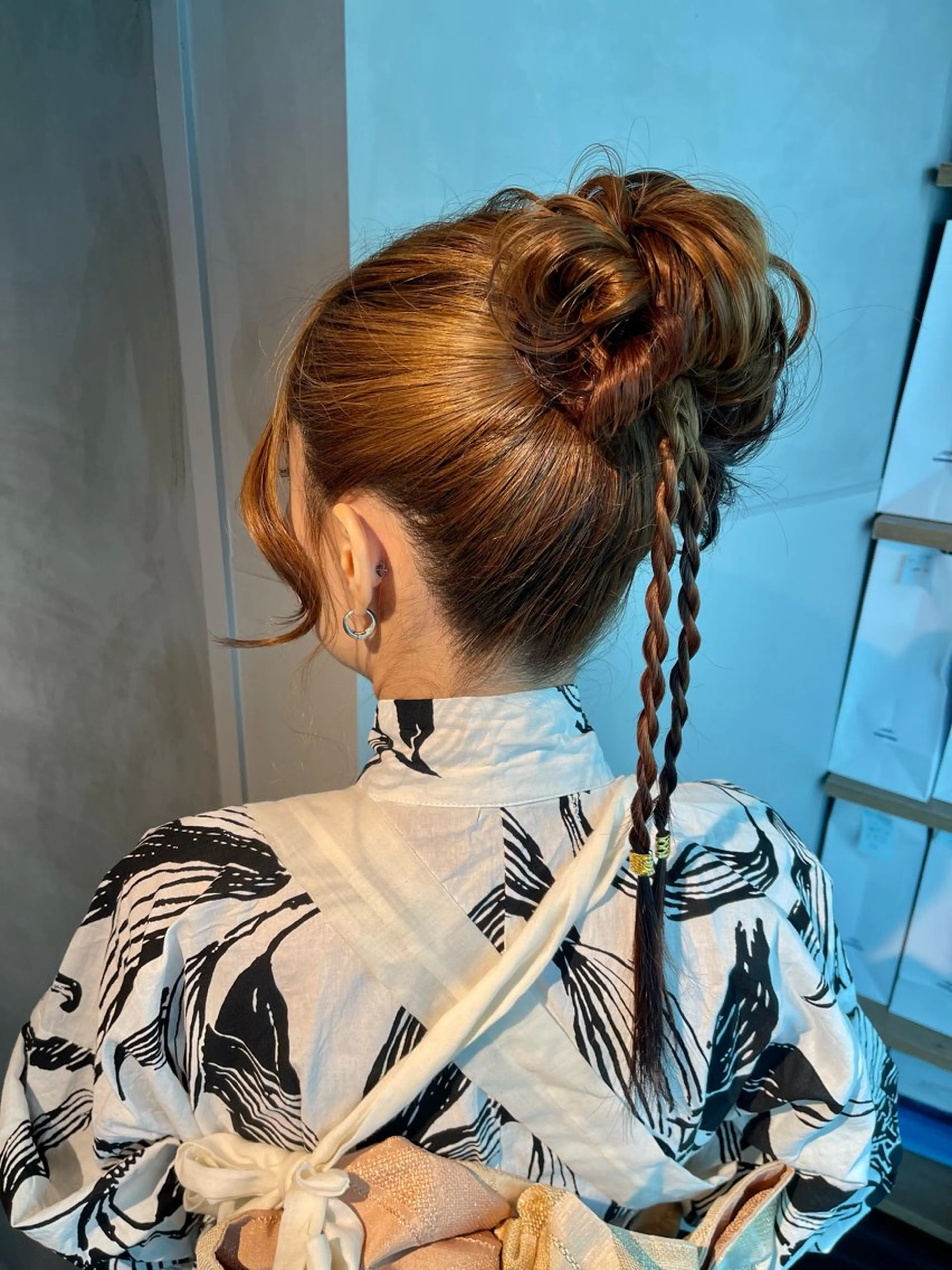 ヘアアレンジ 結婚式・ブライダル 卒業式のヘアスタイル 浴衣 着付け charm《銀座》 ヘアセット/縮毛矯正のヘアスタイル