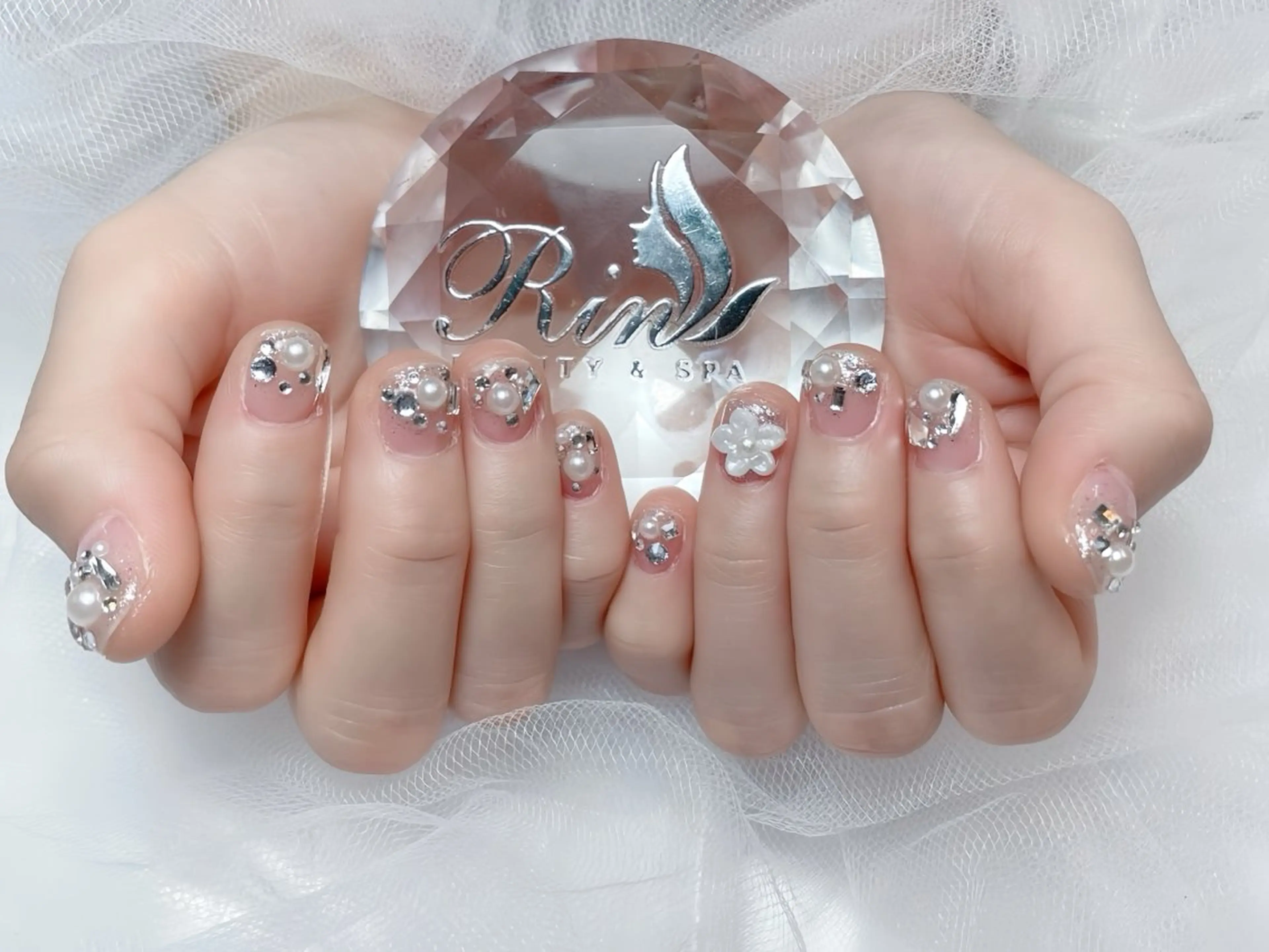 ネイル アートネイル チークネイル ジェルネイル ロングネイル マグネットネイル ハンドネイル Rin Nail 新大久保店のネイルデザイン