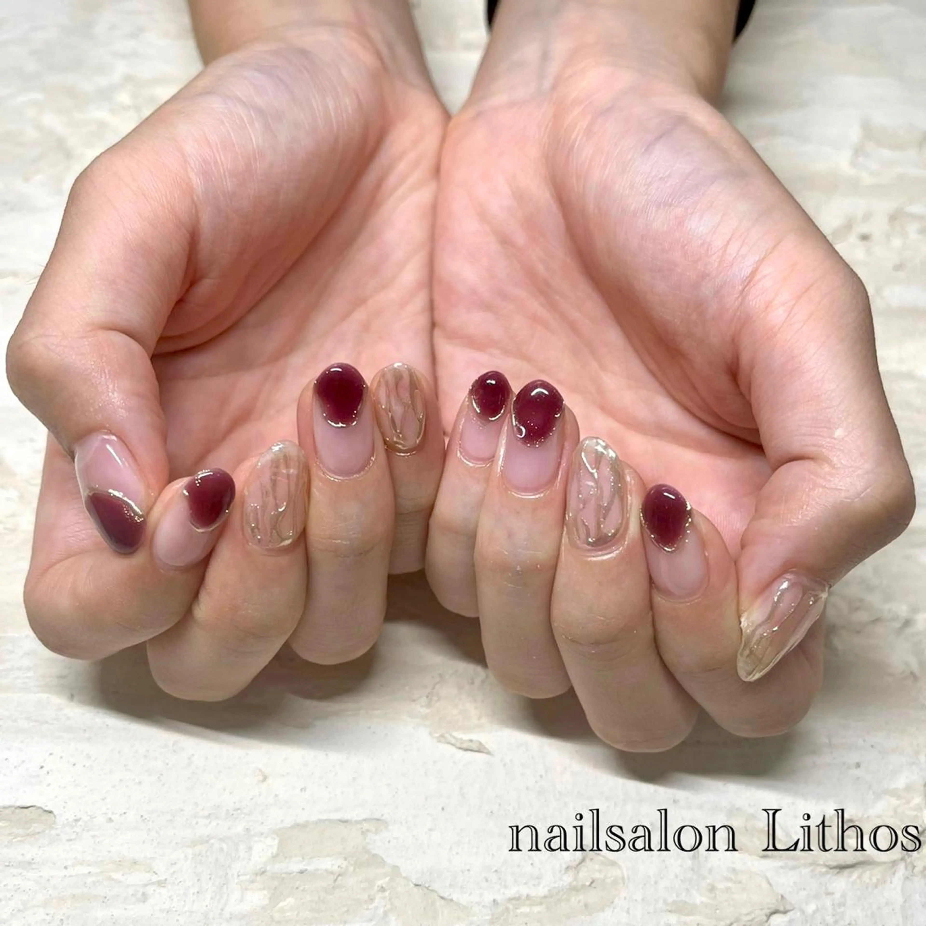 ネイル ボルドー ハンドネイル nailsalon Lithos所属・nailsalon Recontreのネイルデザイン