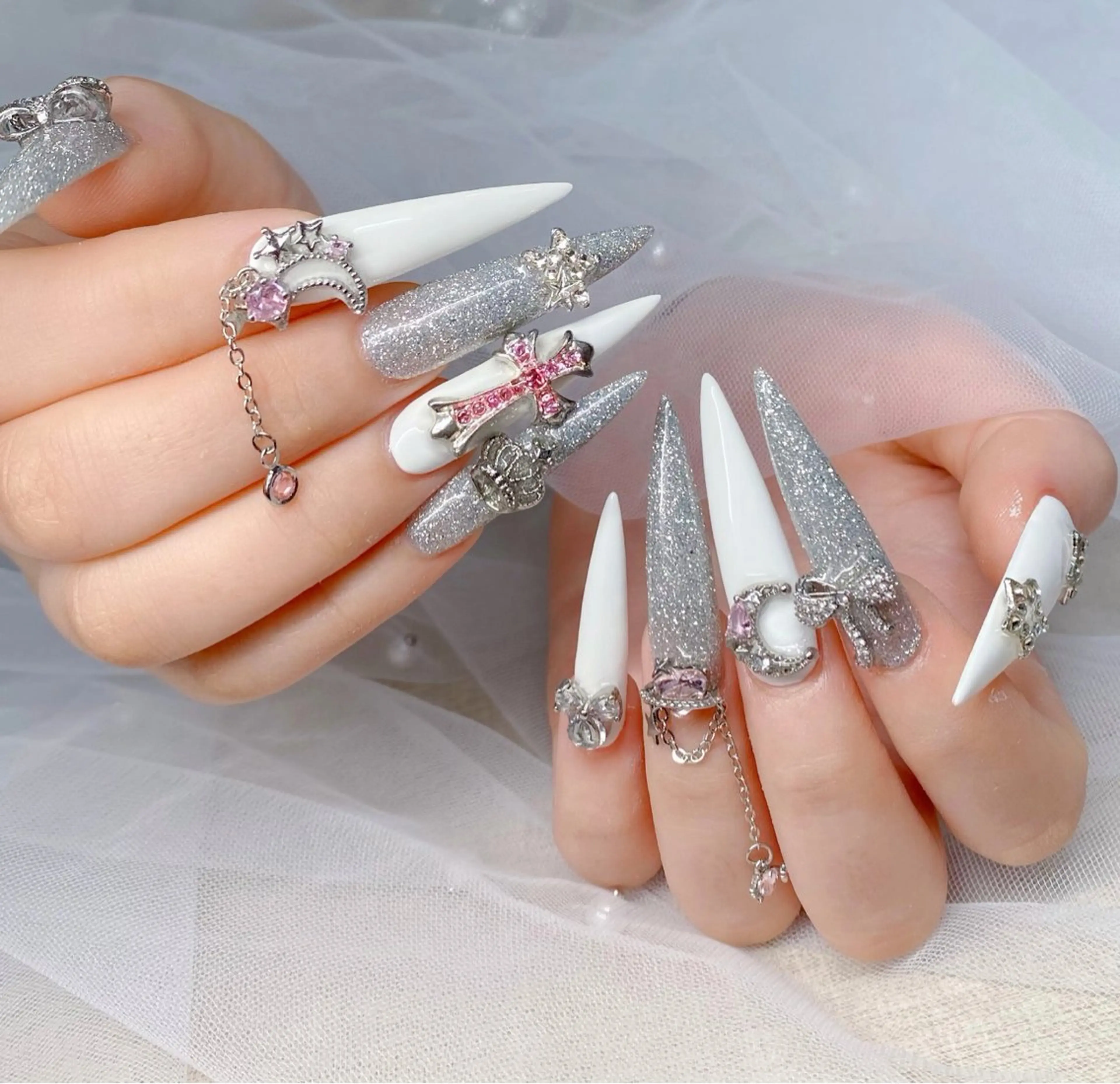 ネイル オーロラネイル ブルー チークネイル フットネイル フレンチネイル ハンドネイル HANA ハナのネイルデザイン