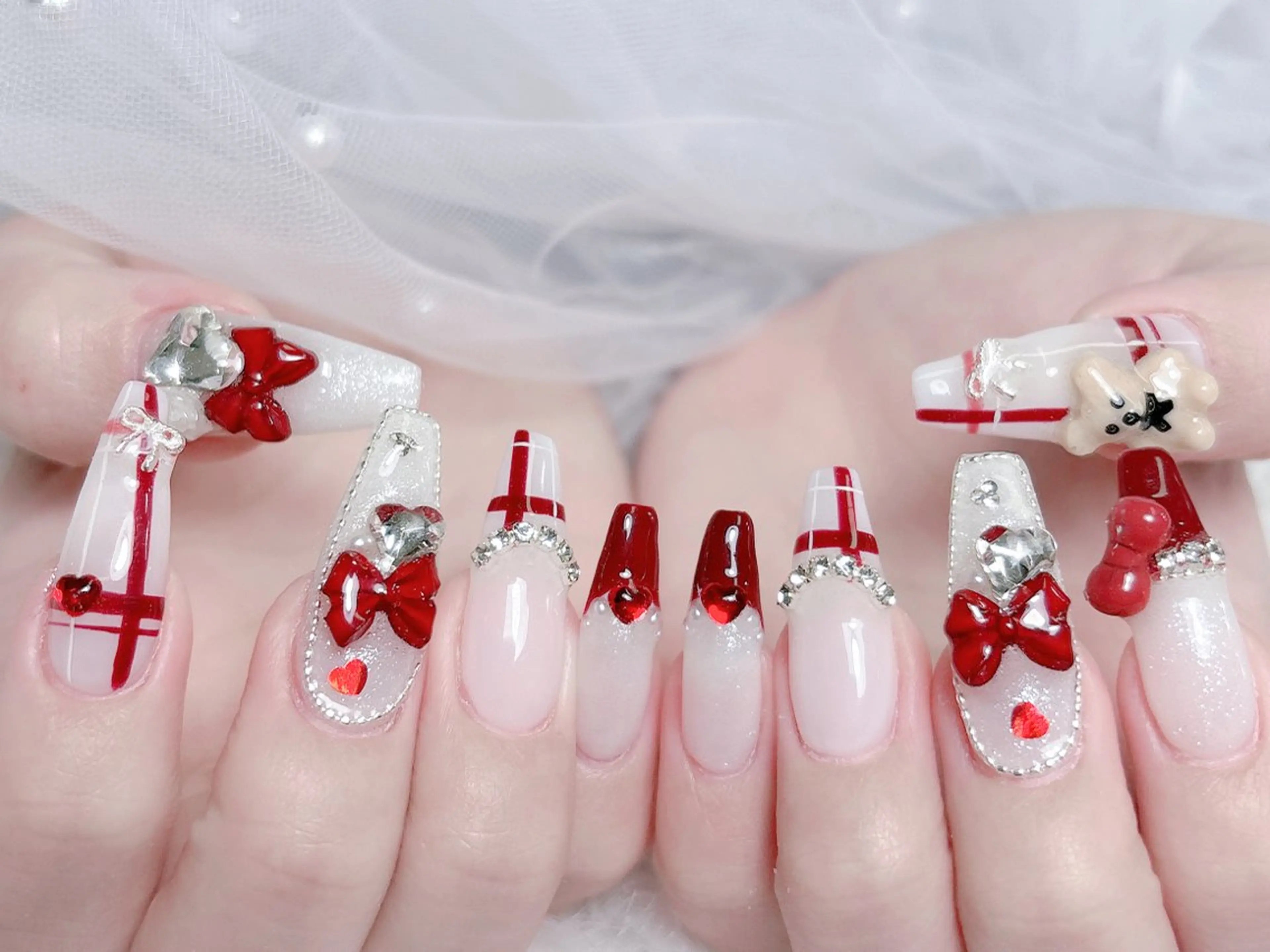 ネイル 成人式 ロングネイル マグネットネイル 大理石ネイル(マーブル) 持ち込み ハンドネイル MoMoA Nail ネイル長さ出し専門店のネイルデザイン