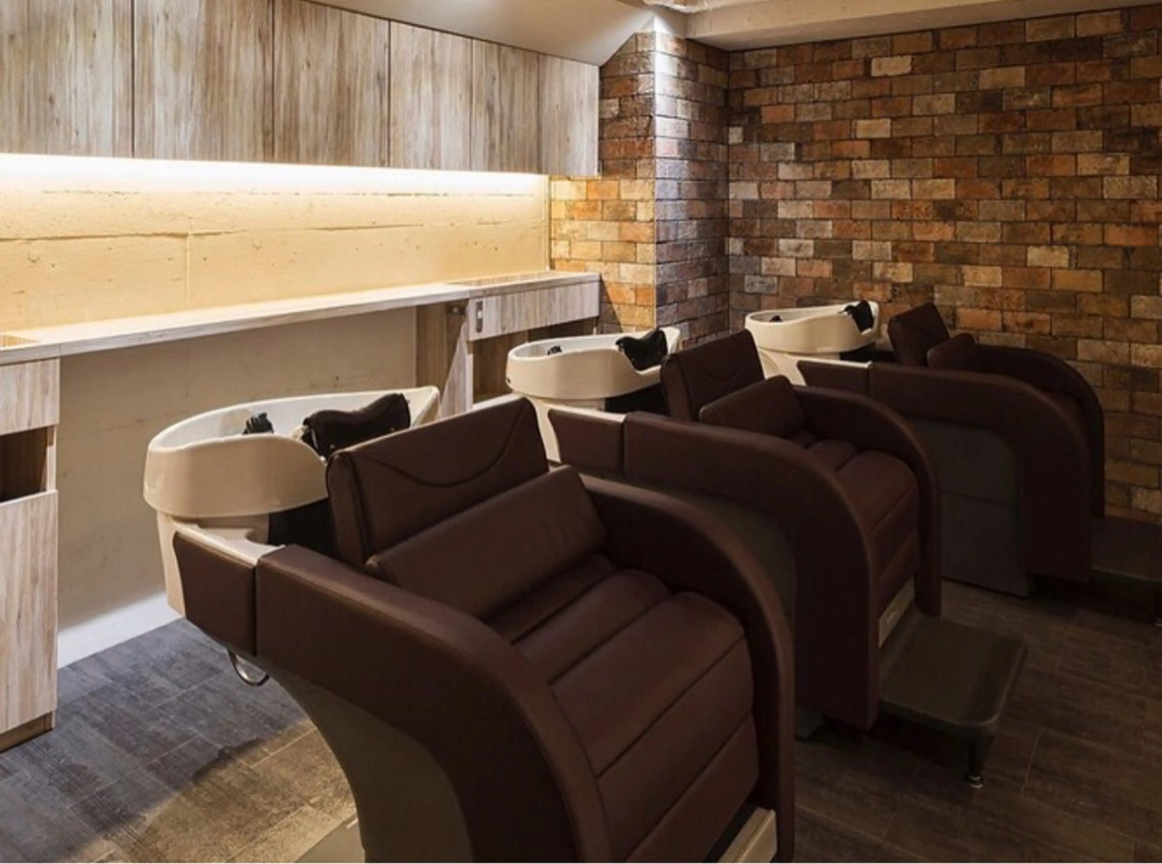 トリートメント ミルクティーベージュ 山本勝志のヘアスタイル