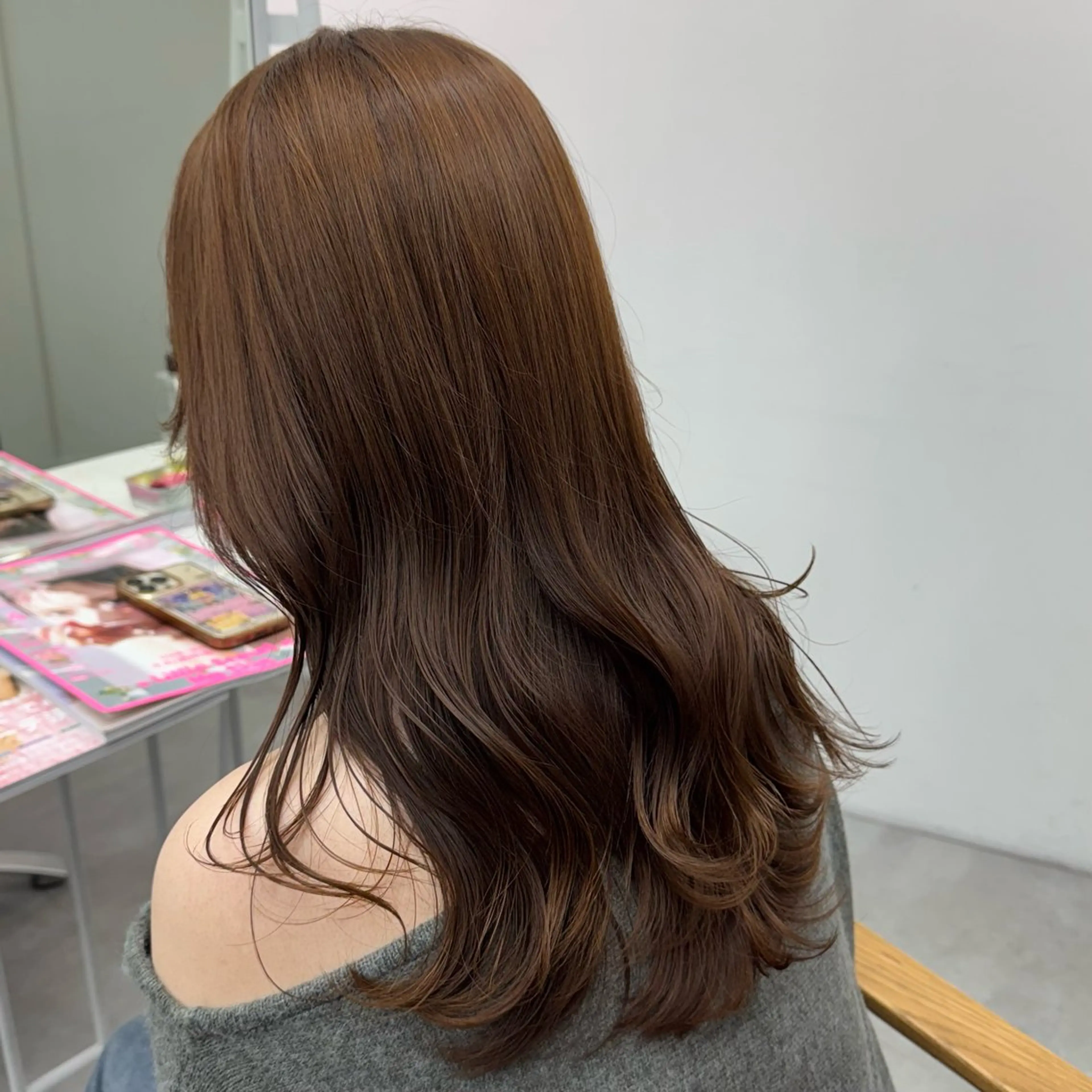 セミロング カラー ヘアアレンジ ヘアカラー ブリーチなしカラー /ベージュ/安形翔のヘアスタイル