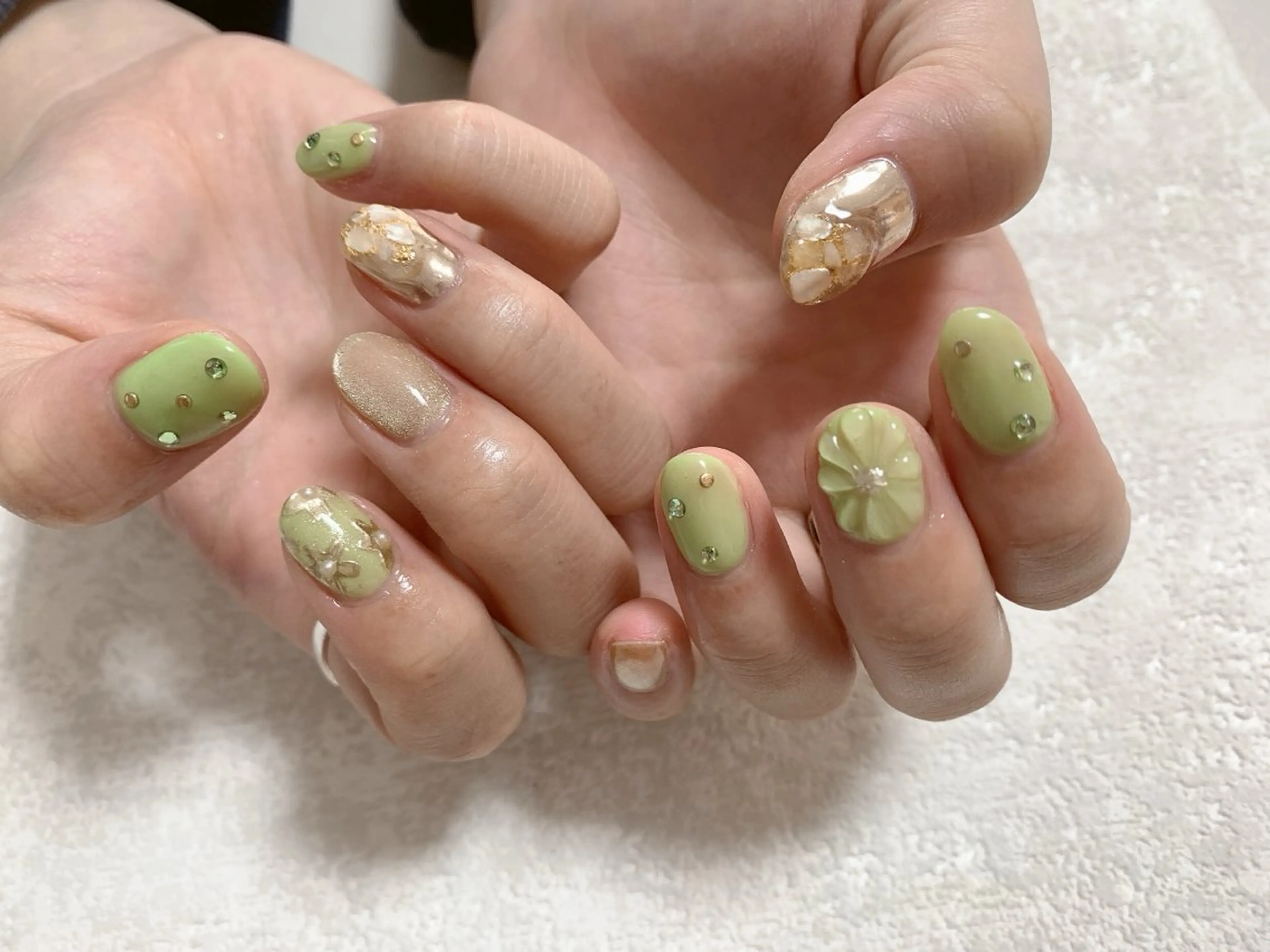 ネイル ジェルネイル キラキラネイル メンズネイル パラジェル 春ネイル kiki nail たまプラーザのネイルデザイン