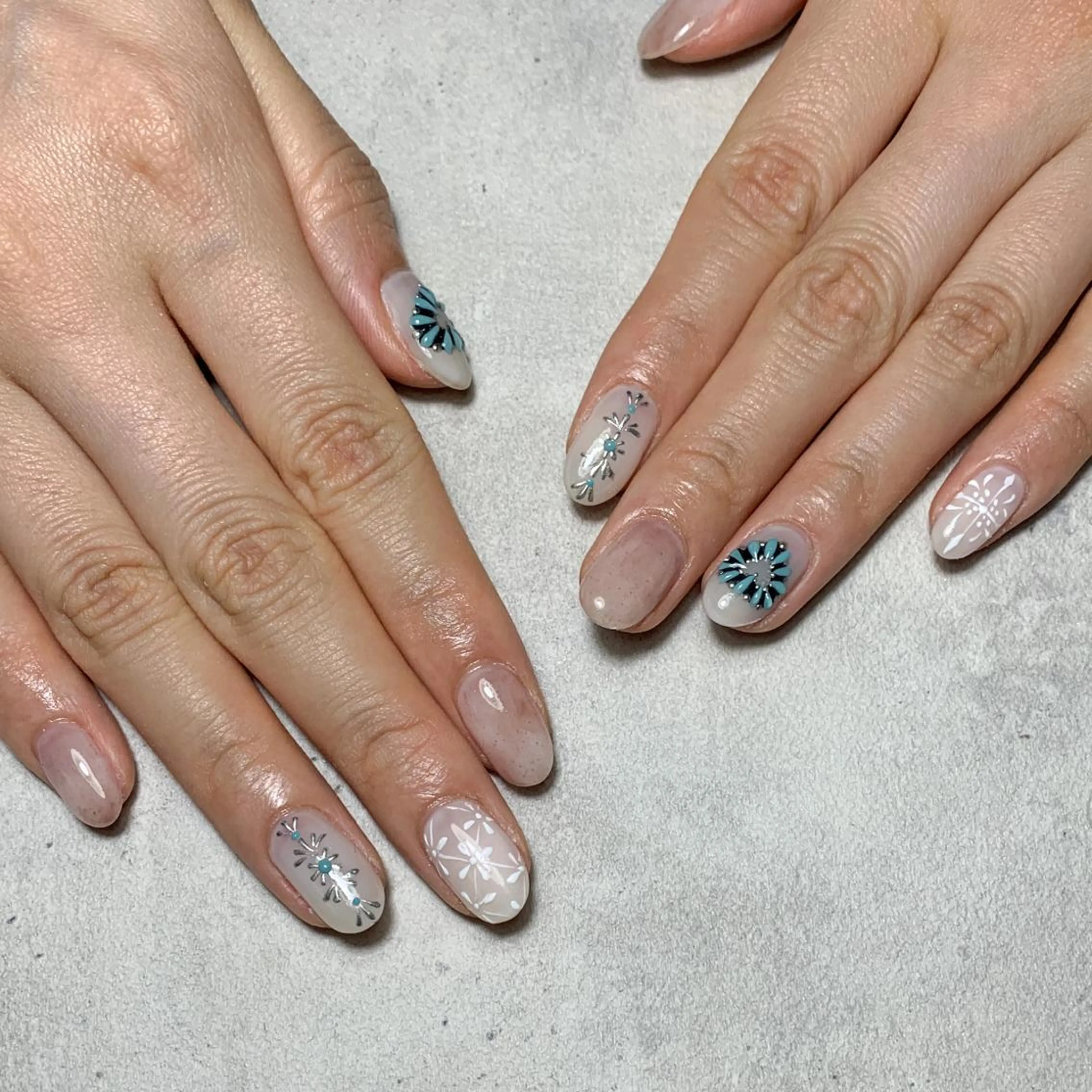 ネイル atelier　FIORITURA所属・FIORITURA aiのネイルデザイン