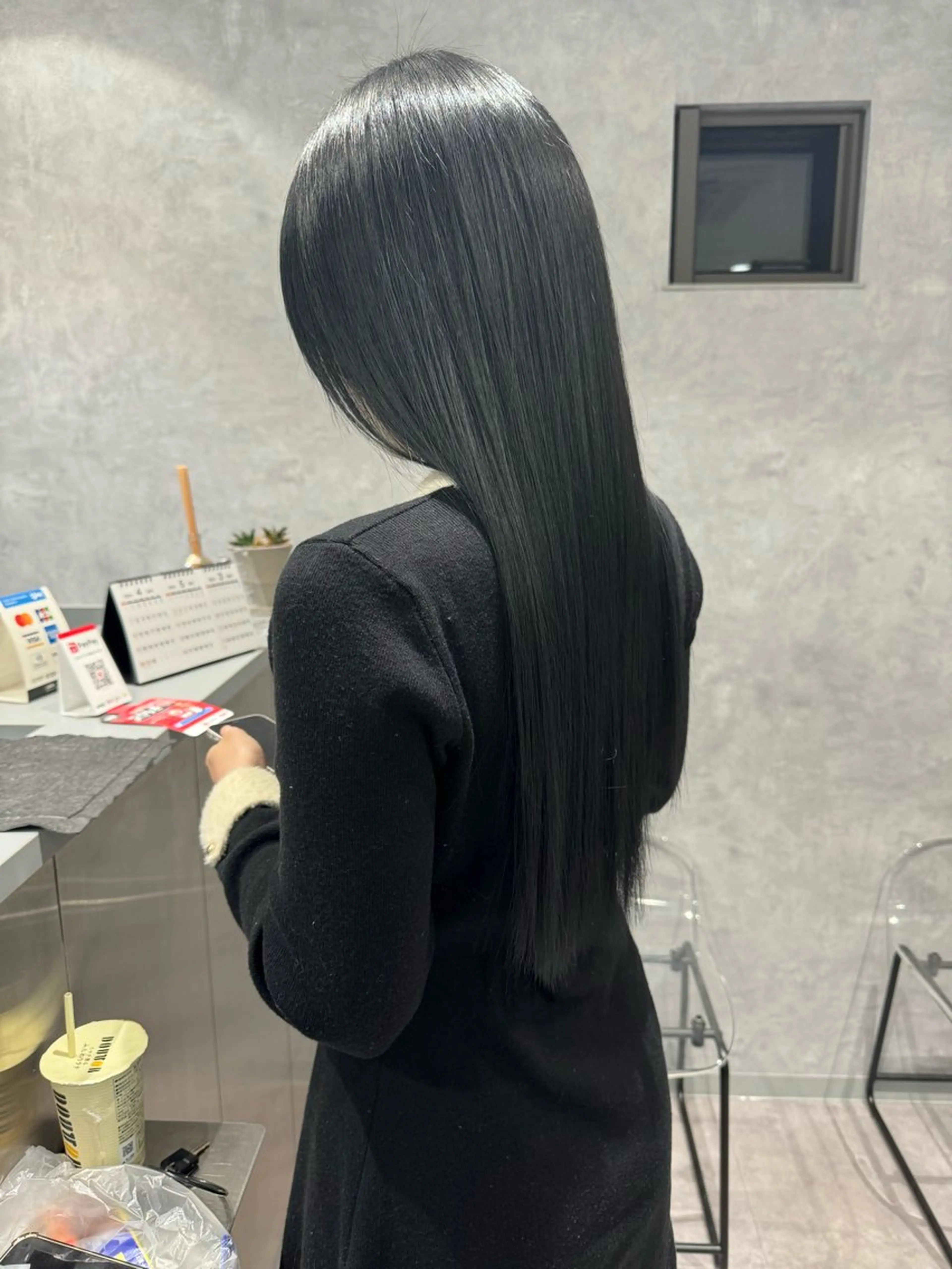 ロング HEDI所属・茨木 まひろのヘアスタイル