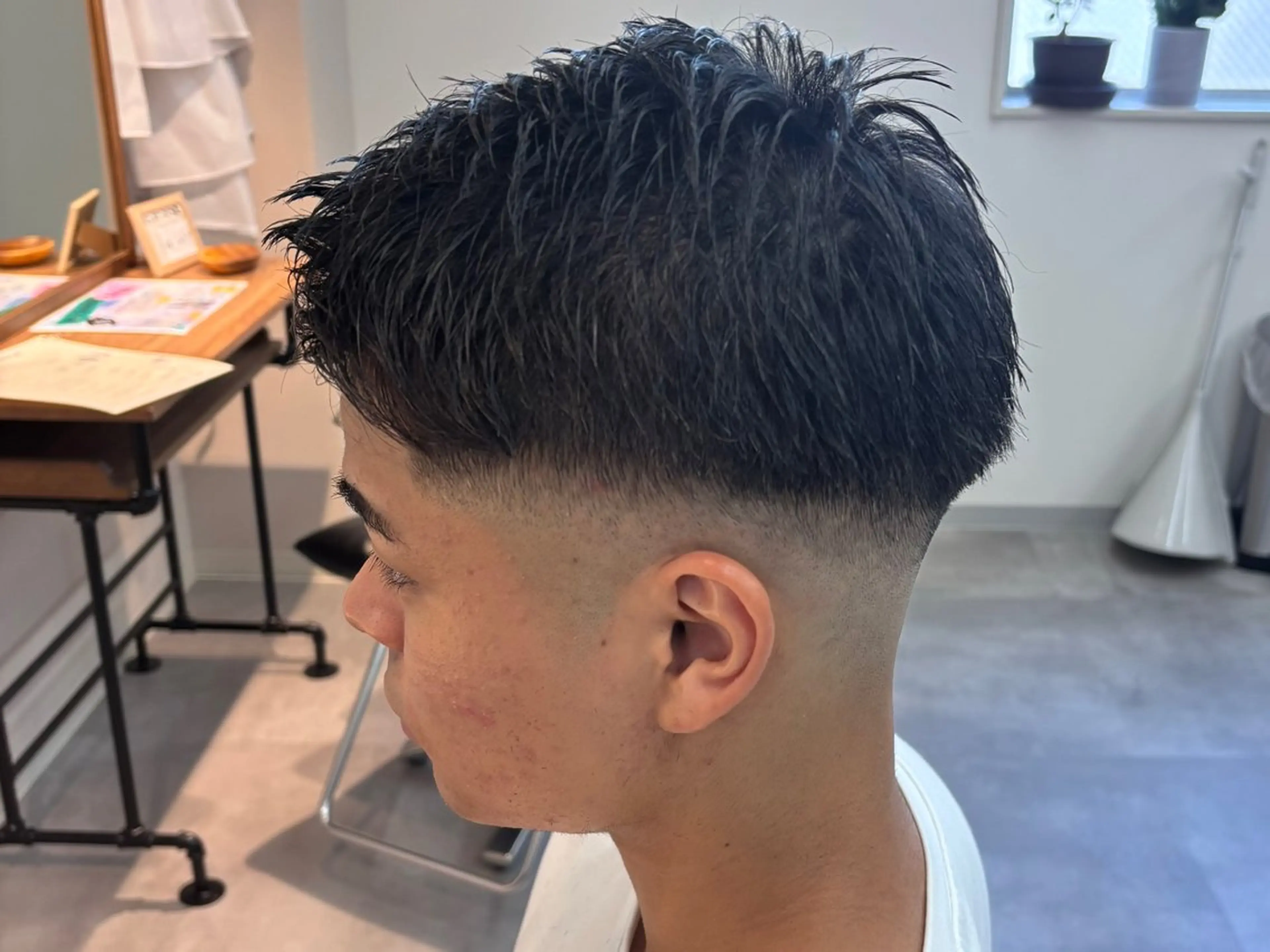 ショート メンズ カット 男に磨きをかけるフェ ードヘア👊🏼/森のヘアスタイル