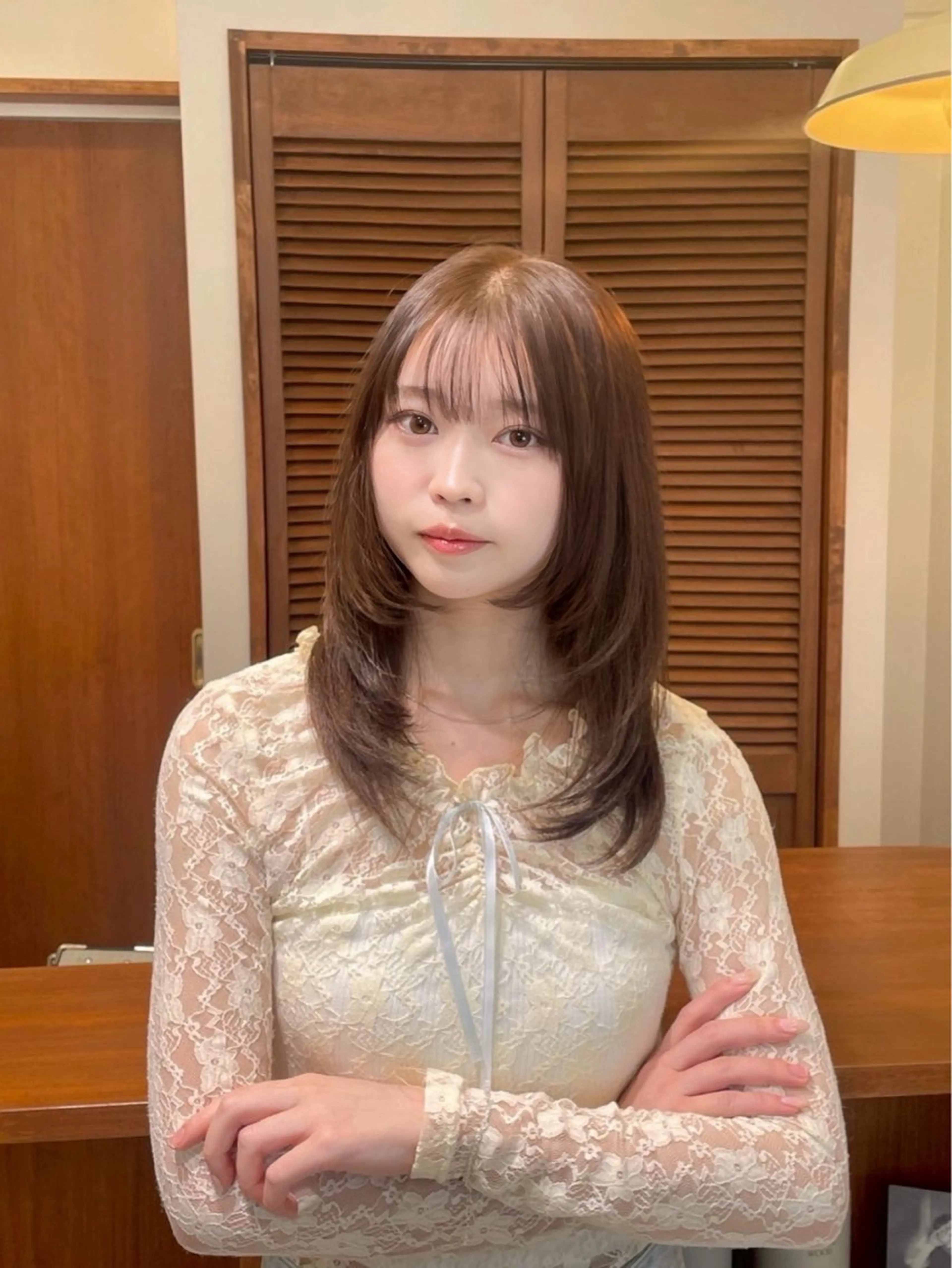 セミロング 小林 美月  透明感カラーのヘアスタイル