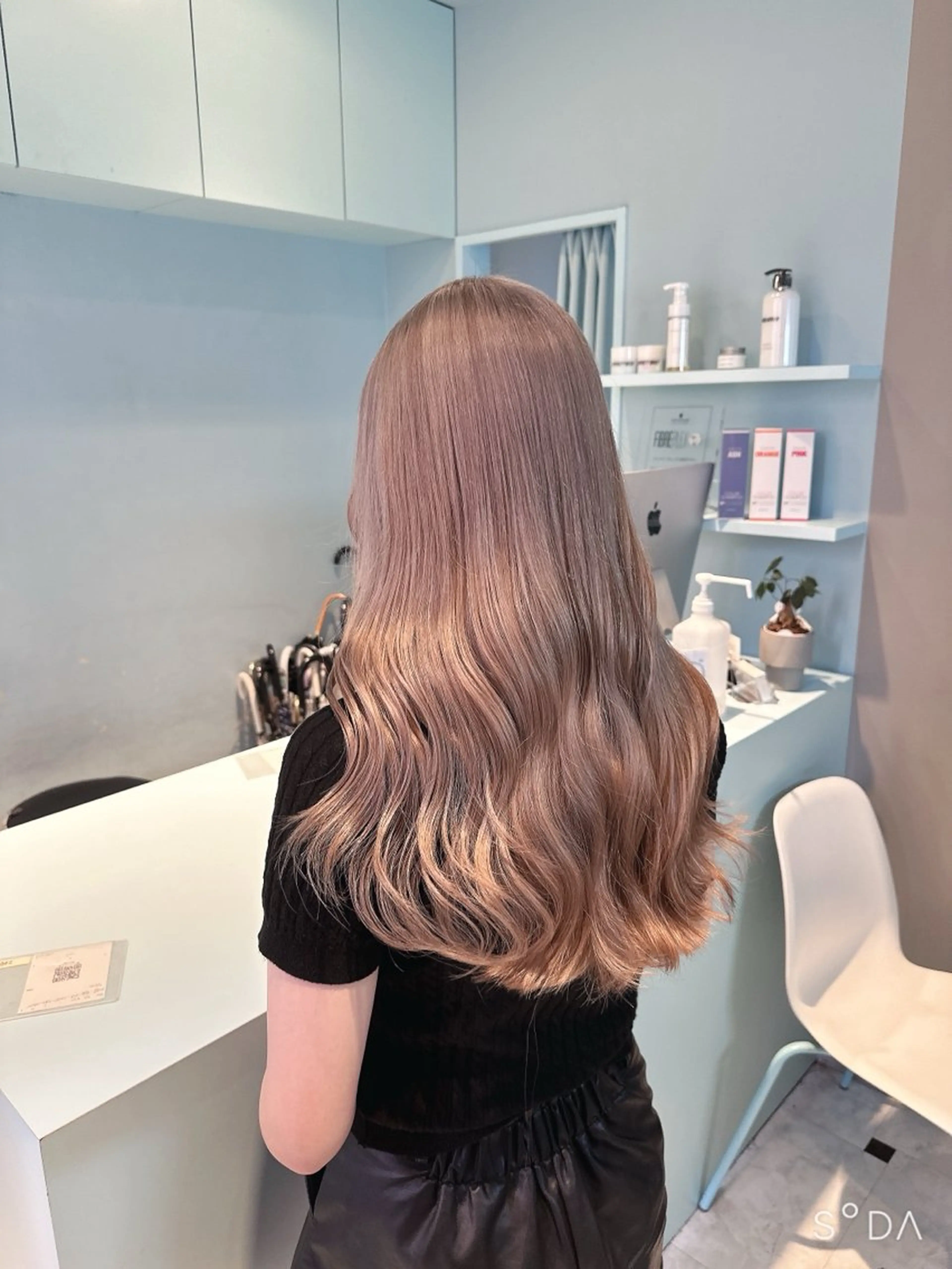 ロング カラー ヘアカラー ハイトーン/韓国 レイヤー/るか🎀のヘアスタイル