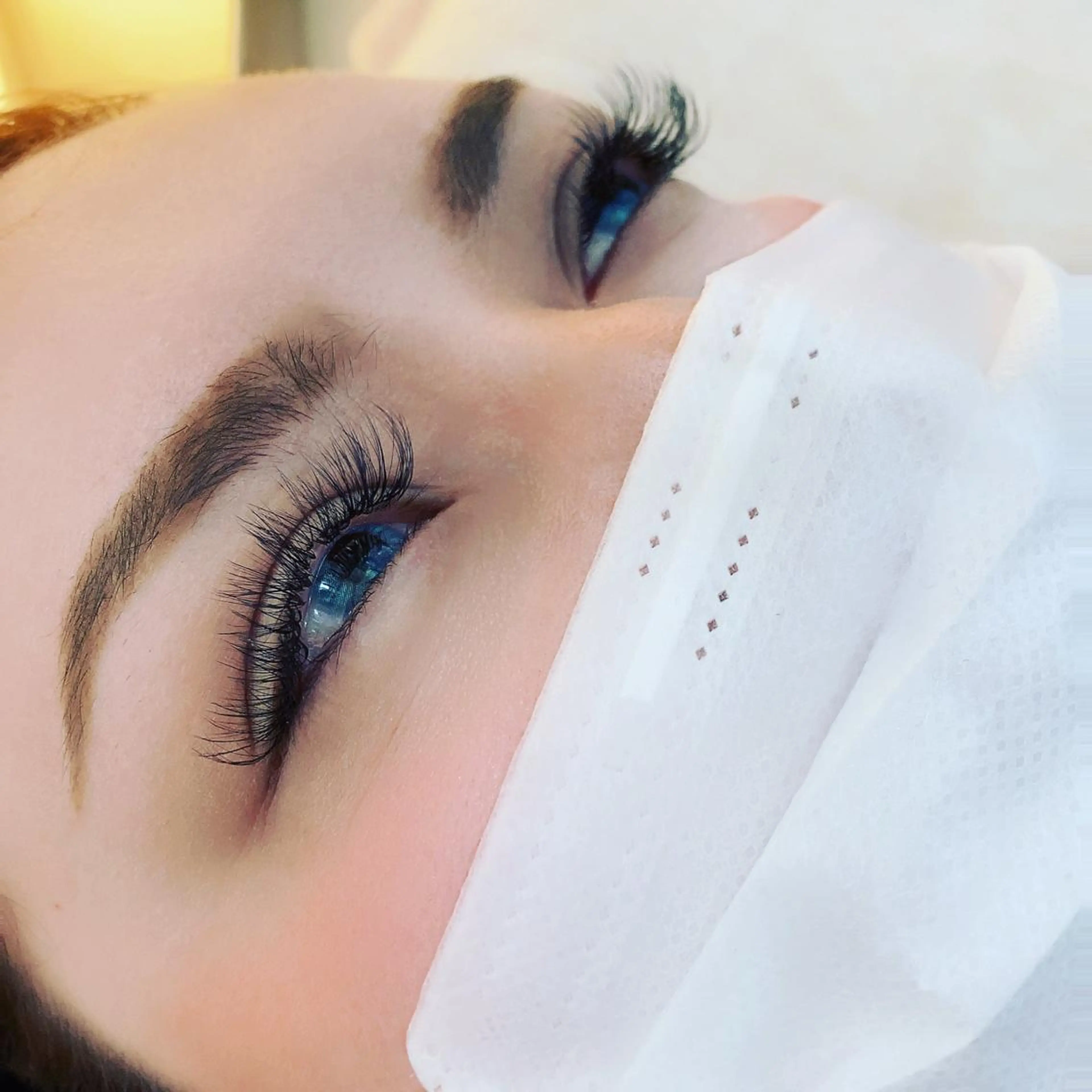 ⭐️ ボリュームラッシュ【オフ無料♪】80束（3D.5D) (Y型)(四葉)の写真