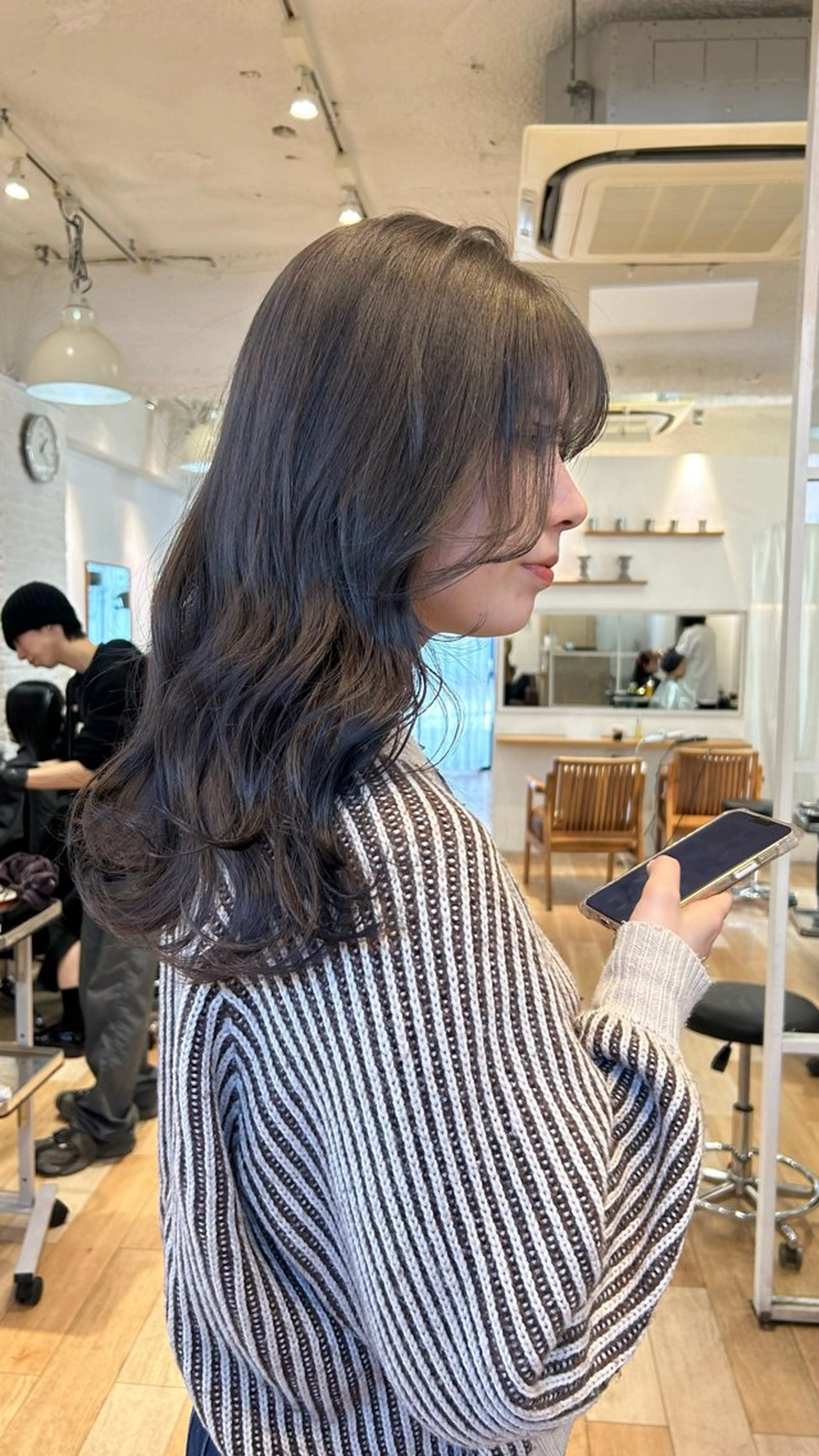 セミロング カラー ヘアカラー トリートメント じゅわっと暖色カラー 🍊Moemiのヘアスタイル