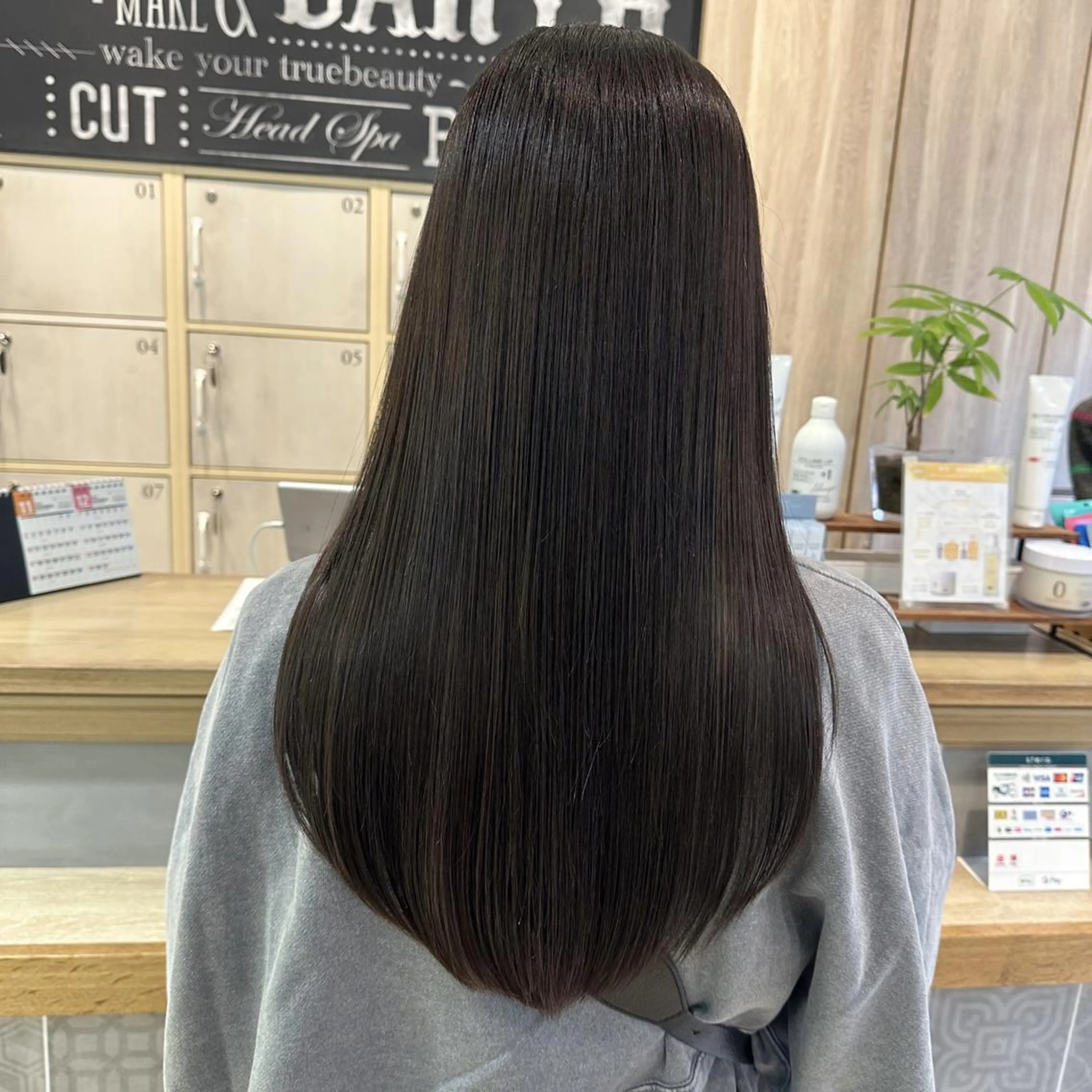ロング 🩰 柔らかいカラー tomomi🌛のヘアスタイル