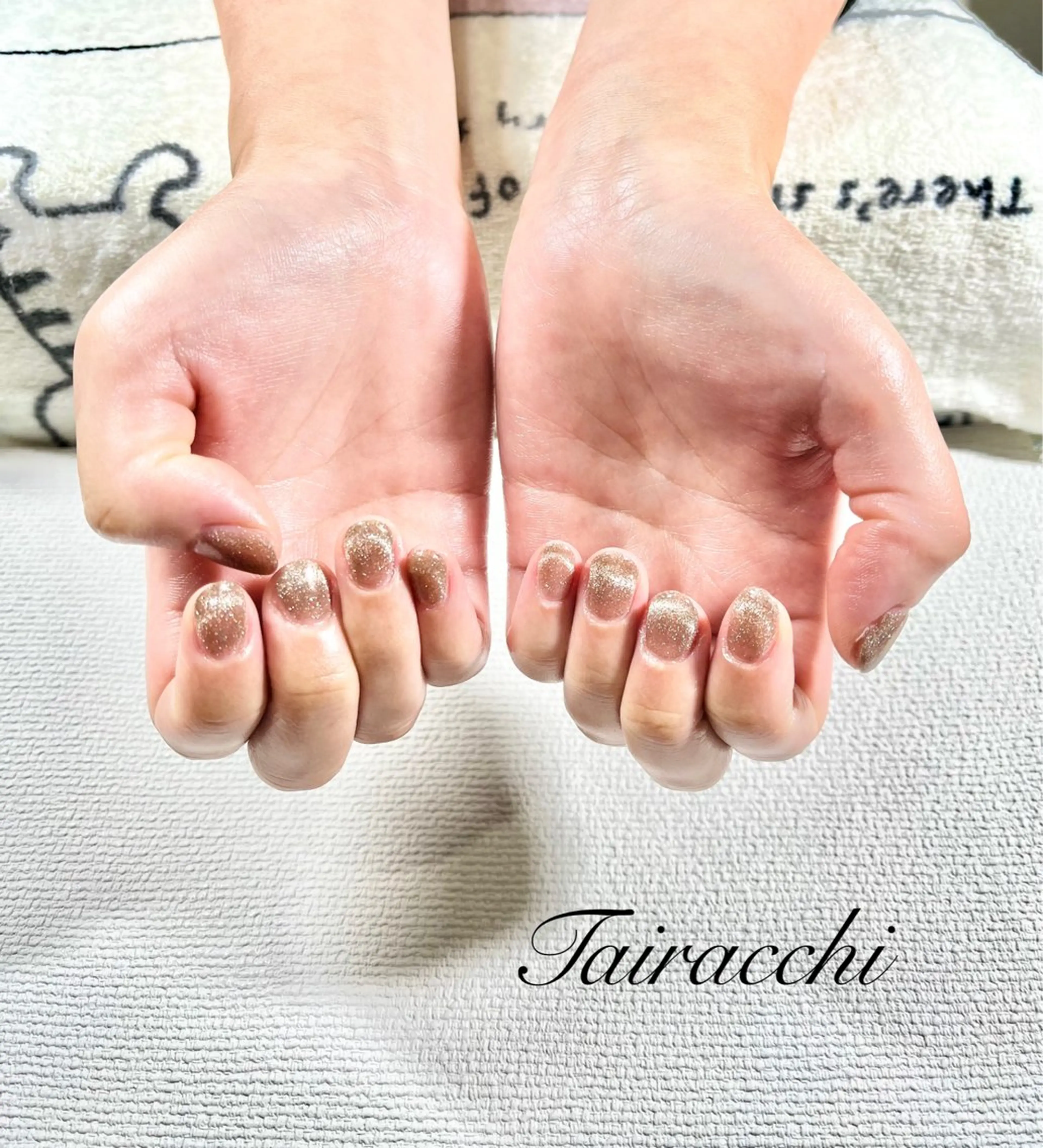 ネイル フレンチネイル ジェルネイル ゴールド マグネットネイル ショートネイル ハンドネイル Tairacchi ﾀｲﾗｯﾁのエステ・リラクイメージ