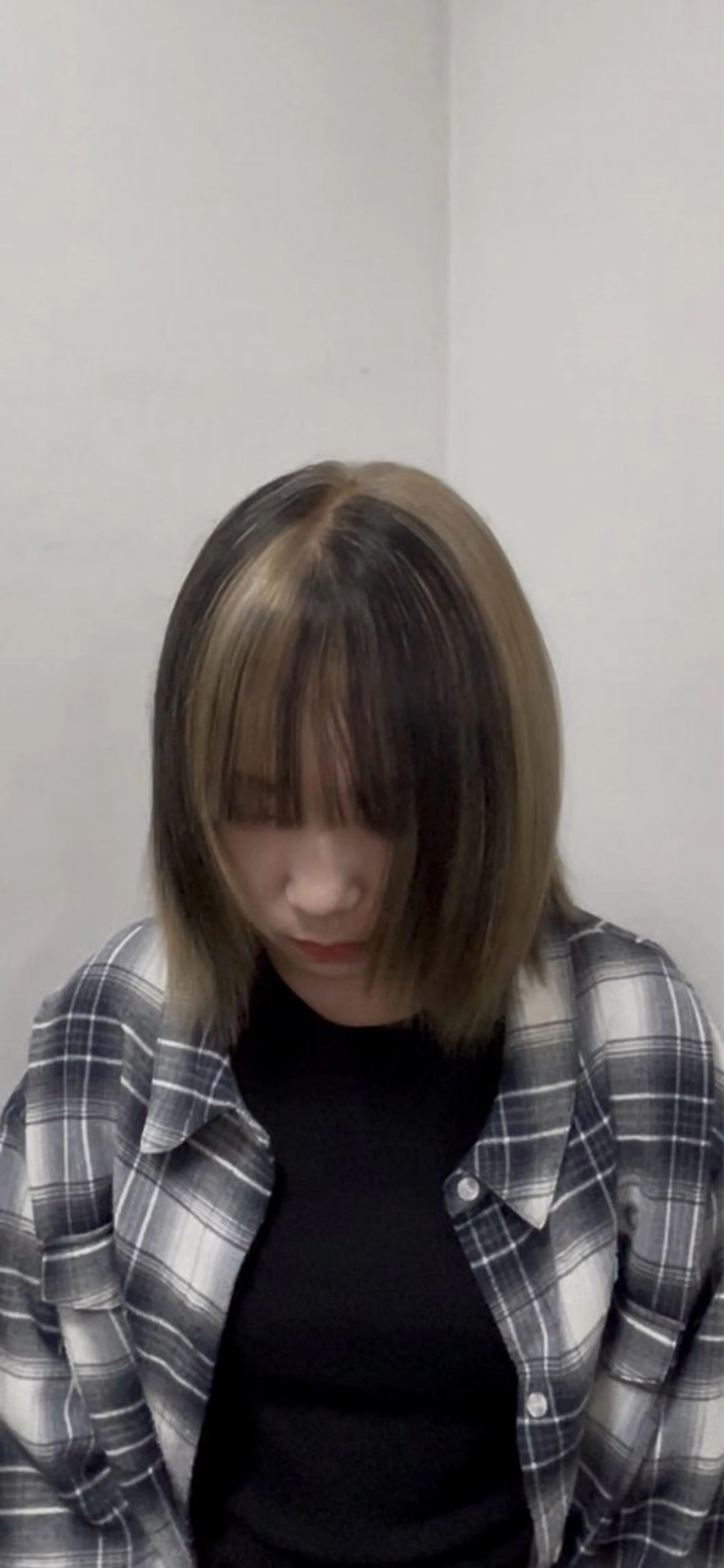 カラー ヘアカラー Reve by Lond仙台所属・カットモデル無料 8000円ハイトーンのヘアスタイル