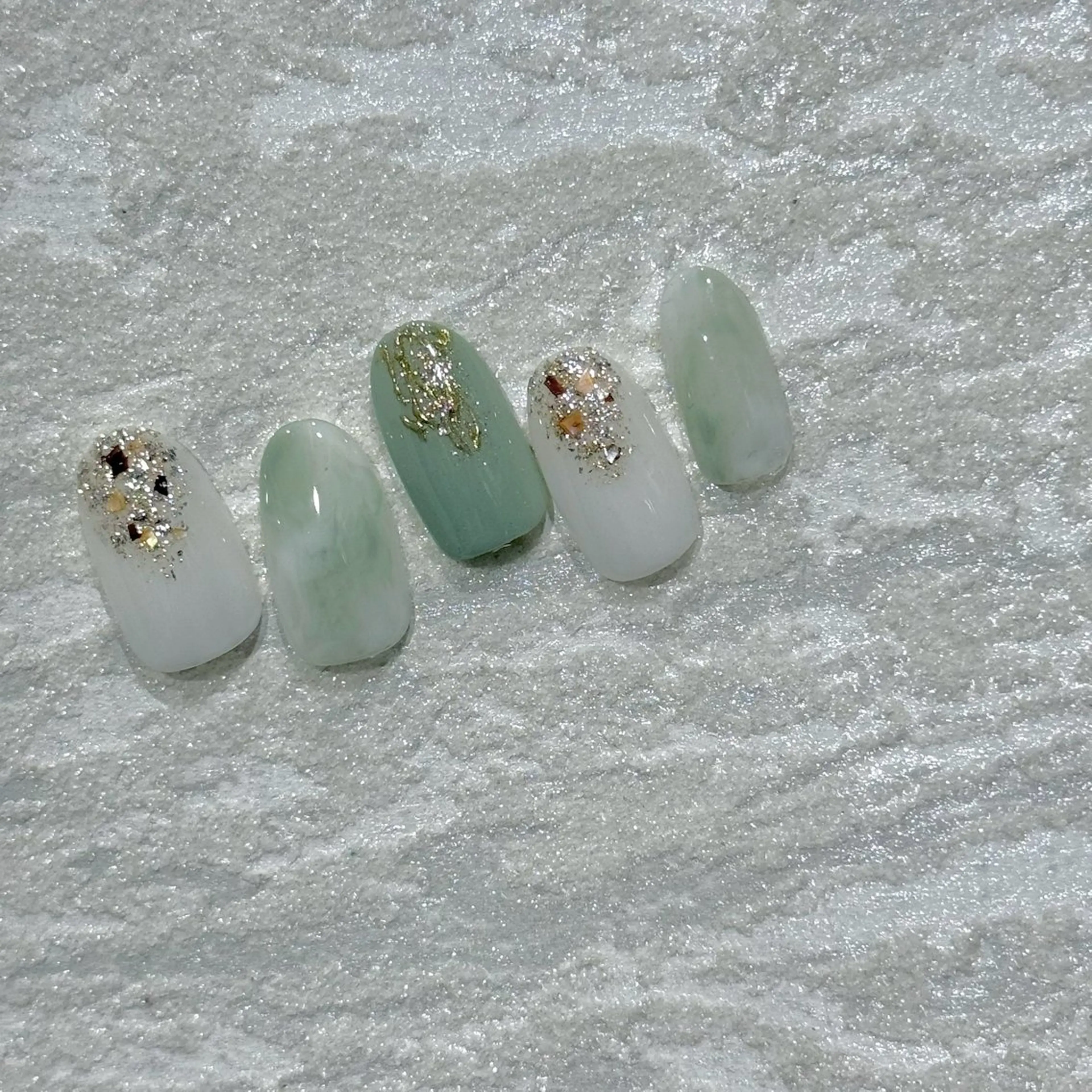 ネイル MAXKELLY MEGUMIのネイルデザイン