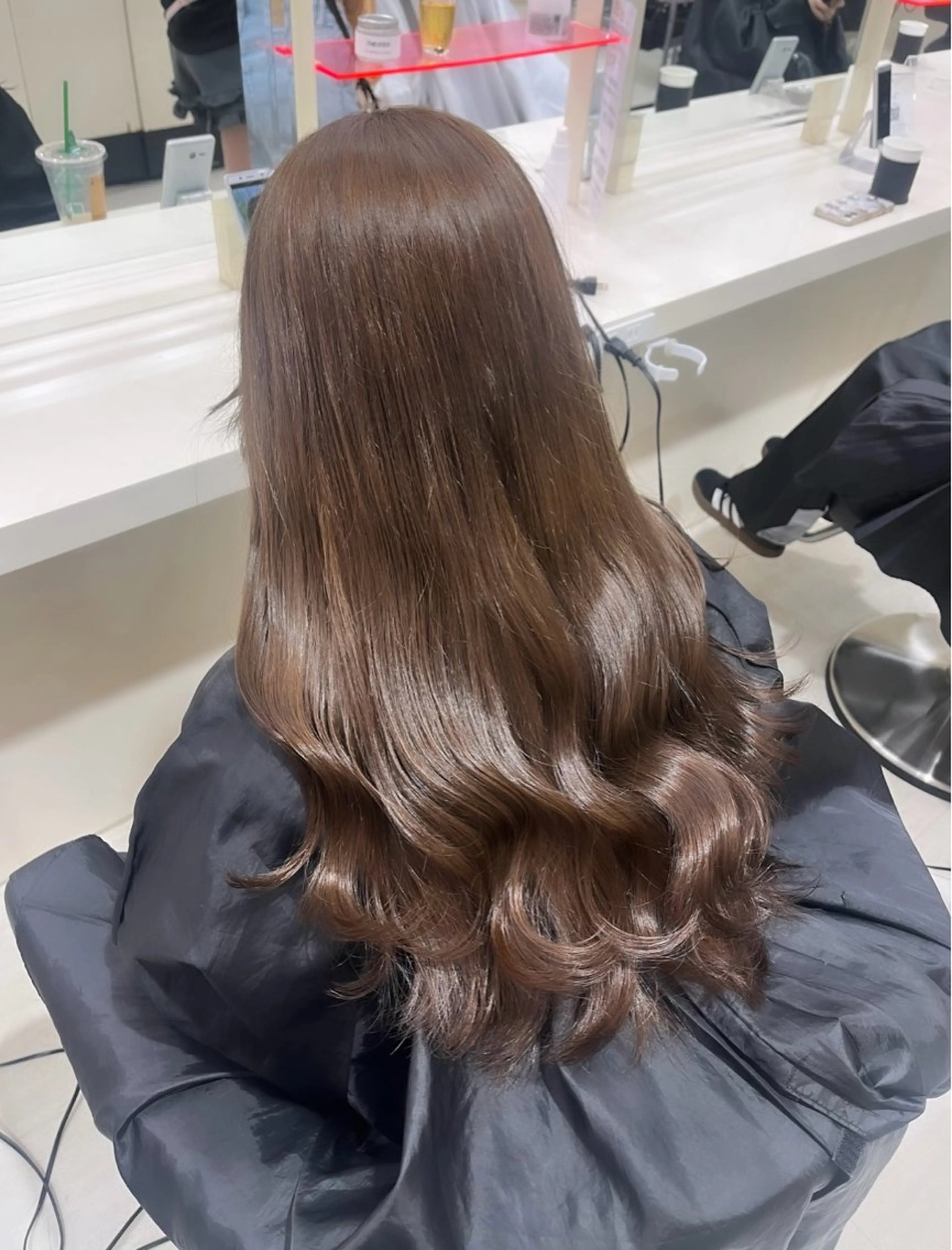ロング カラー 大人上品ベージュ 🎀HARUNAのヘアスタイル