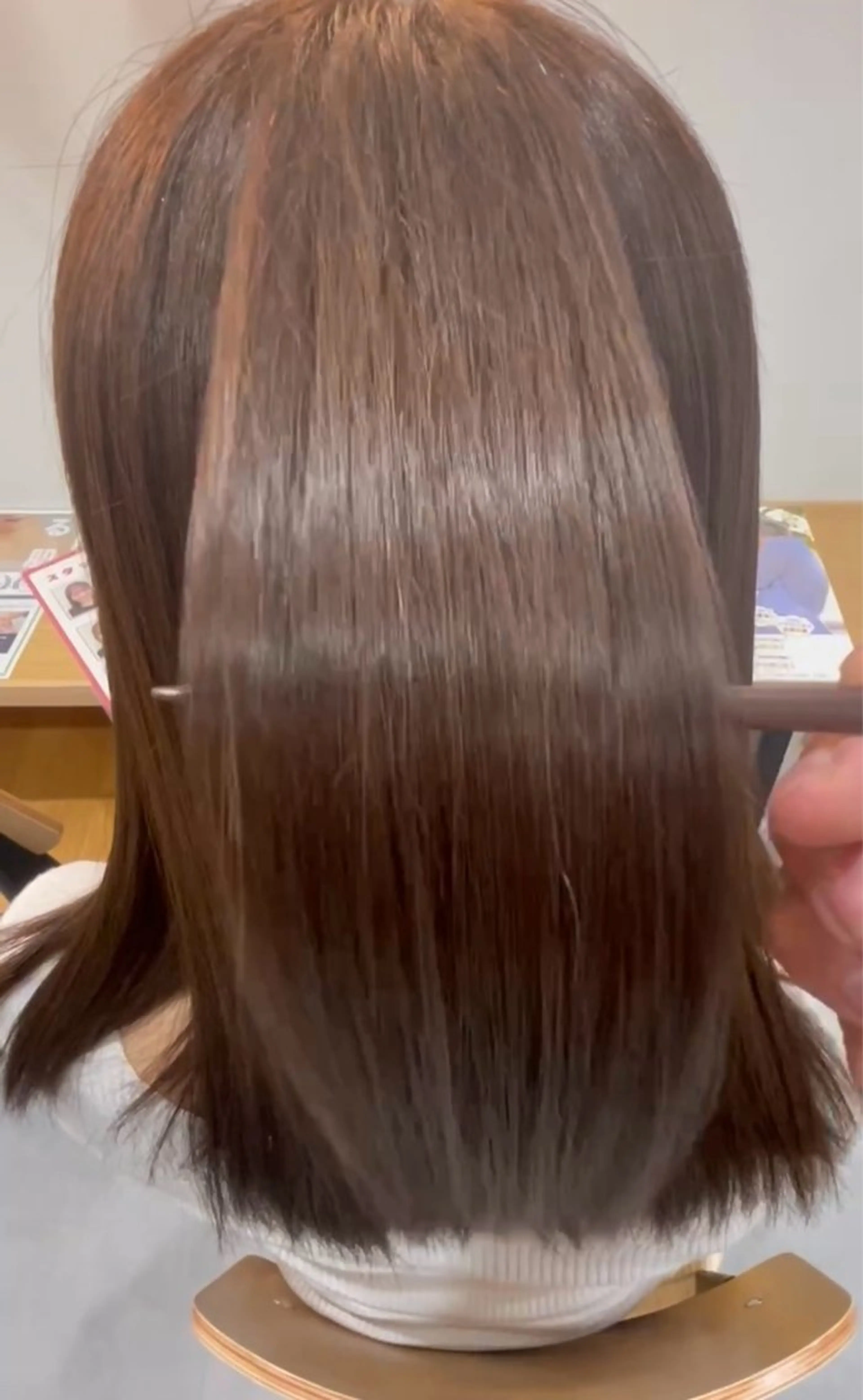 ロング カラー ルプラボウ りく/艶カラーのヘアスタイル