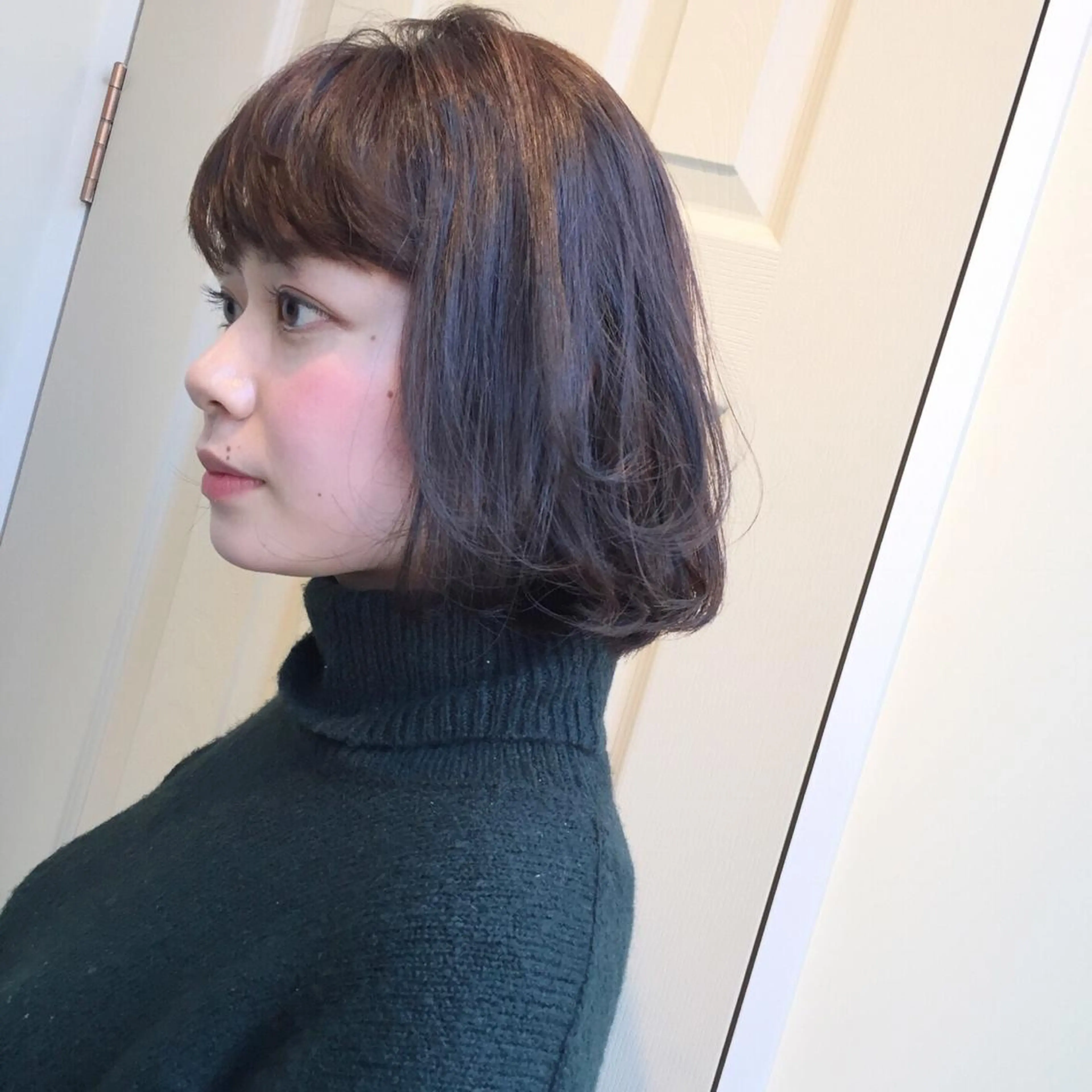 ミディアム カラー アッシュ ボブ HARUNA🤍 大人ショートヘアのヘアスタイル