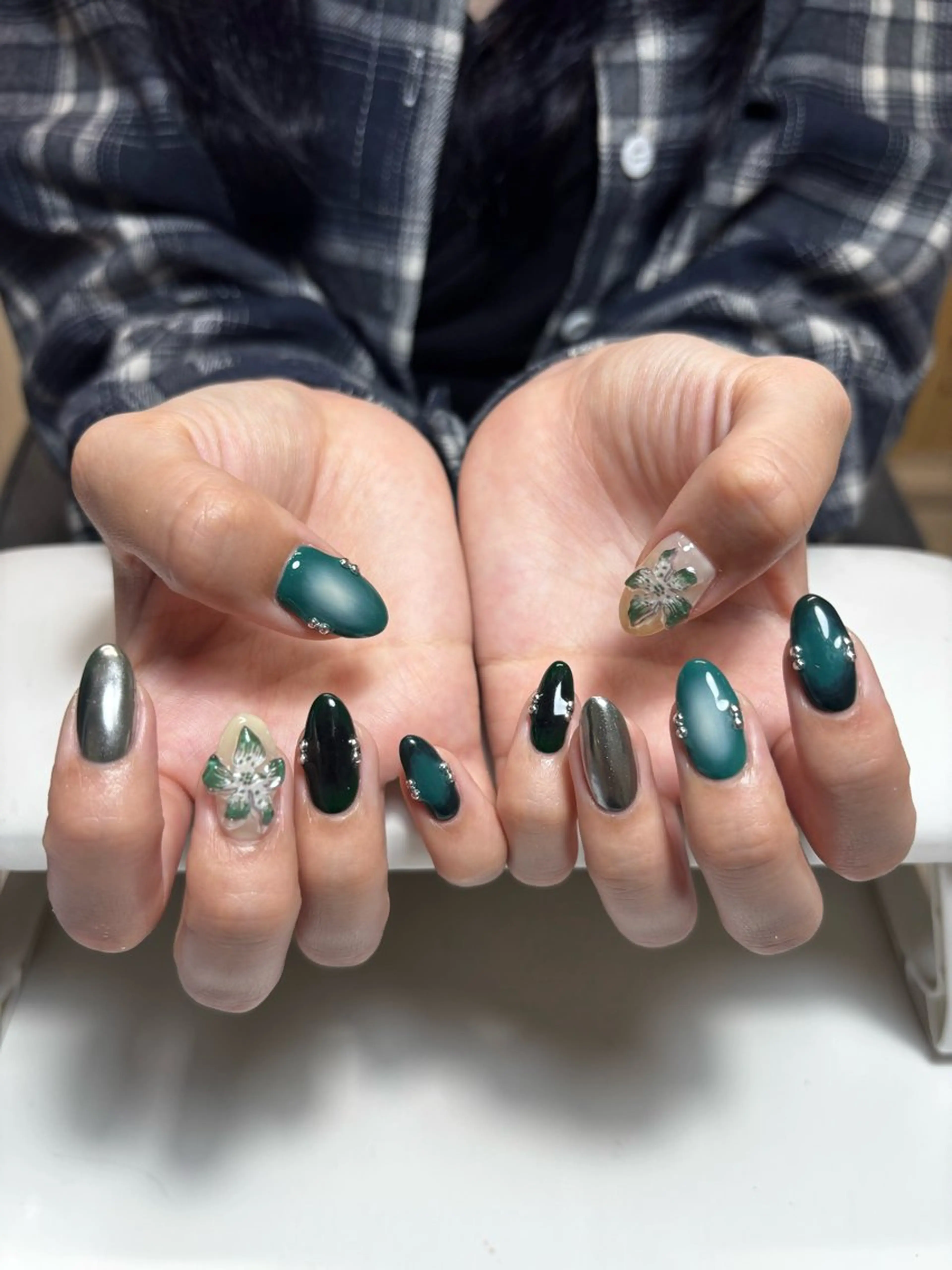 ネイル Nail&Eyelash epa 仙台駅前店所属・さとう のぞみのネイルデザイン