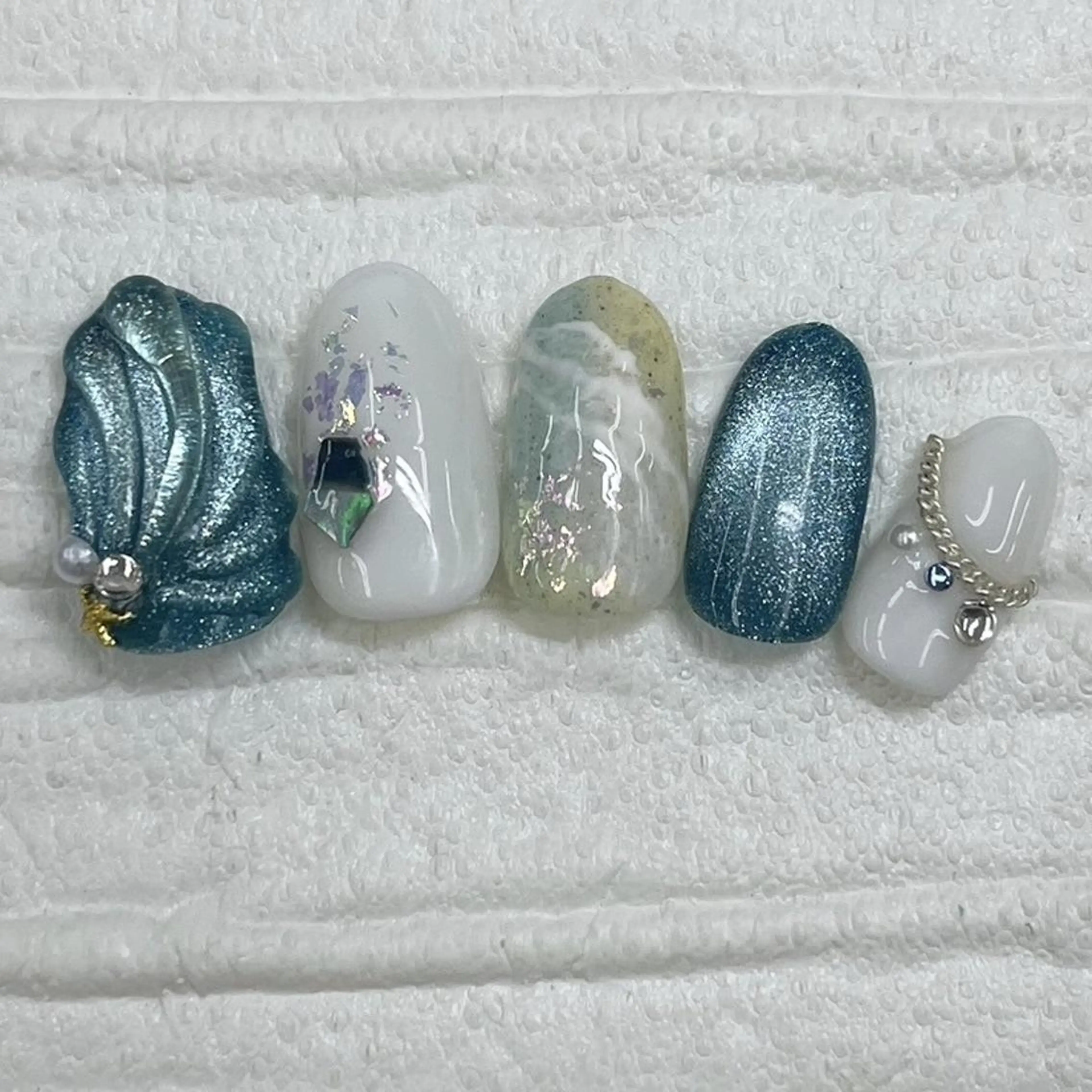 ネイル Nail salon Honey Beeのネイルデザイン