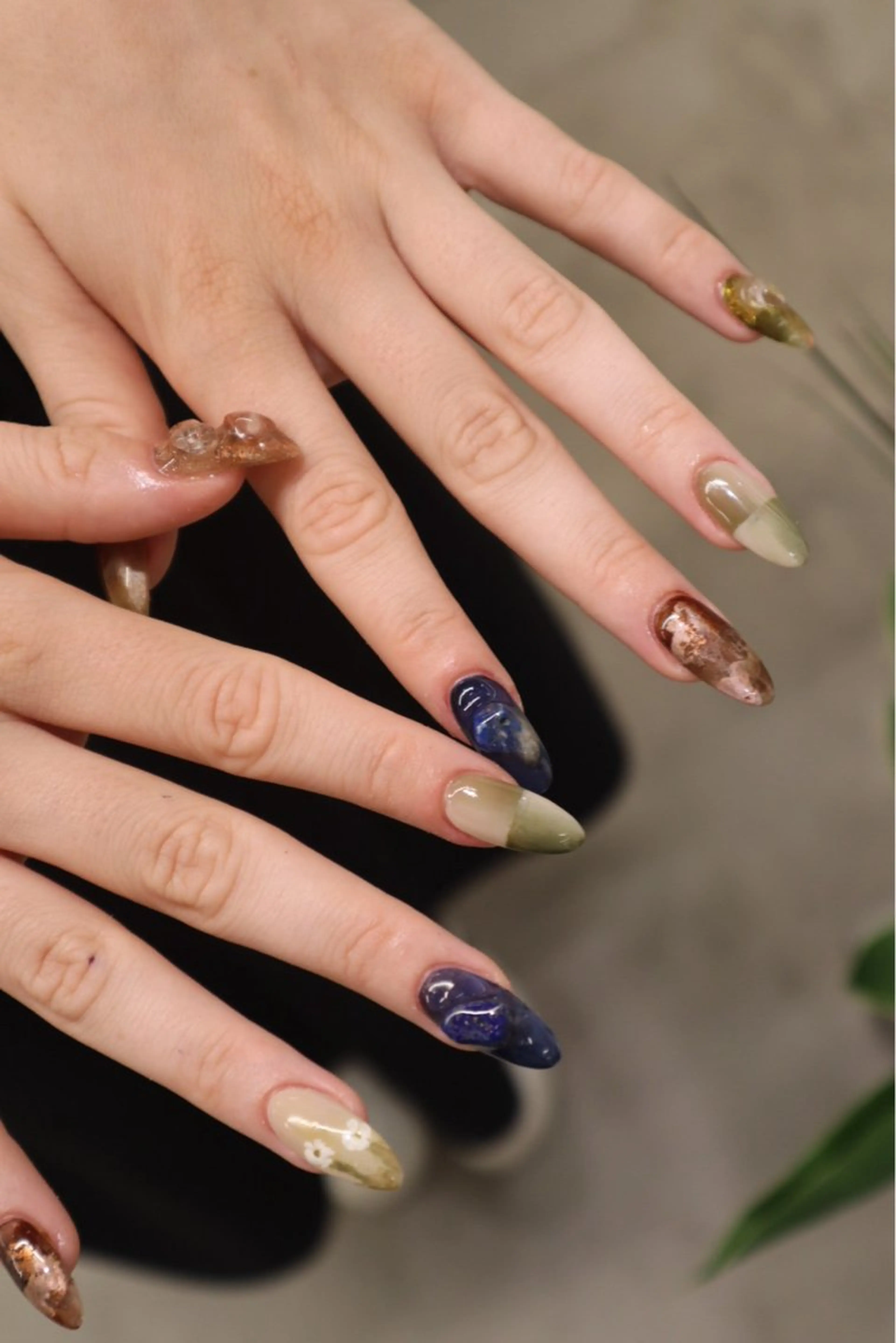 ネイル ハンドネイル sister  mohawk所属・chika ／ nailのネイルデザイン