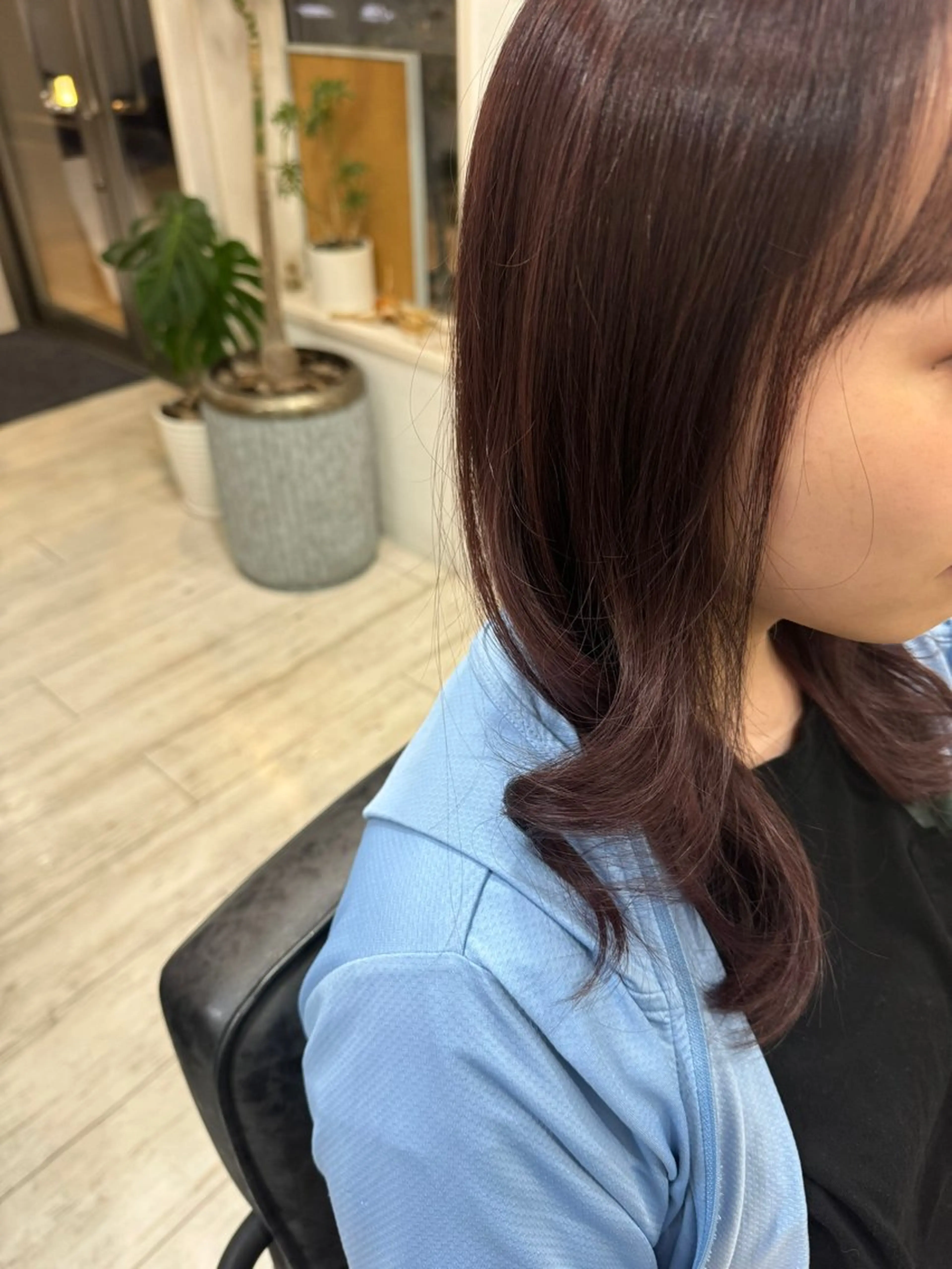 セミロング カラー Az所属・Az ながいりかのヘアスタイル