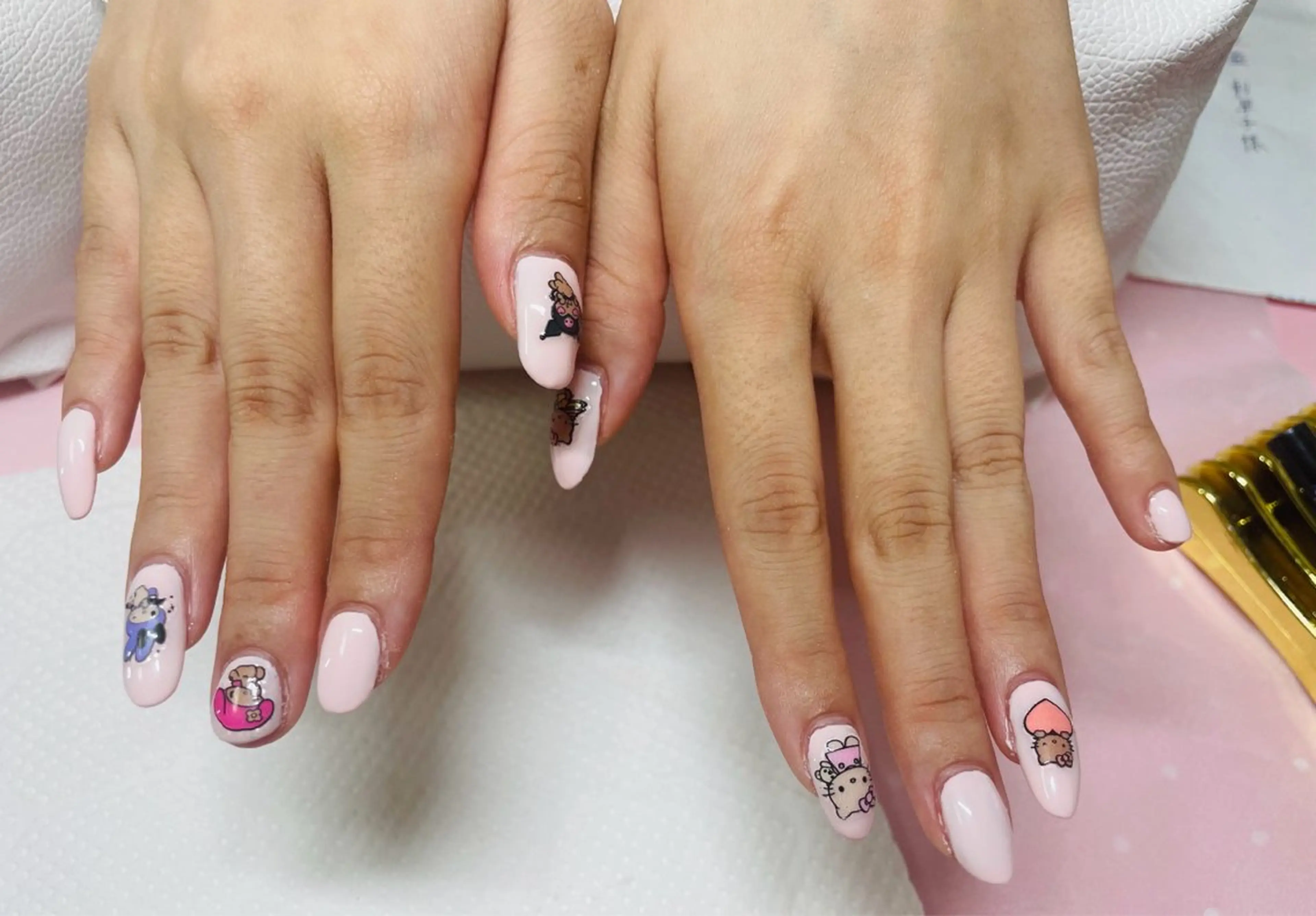 ネイル E-ten所属・友 美のネイルデザイン