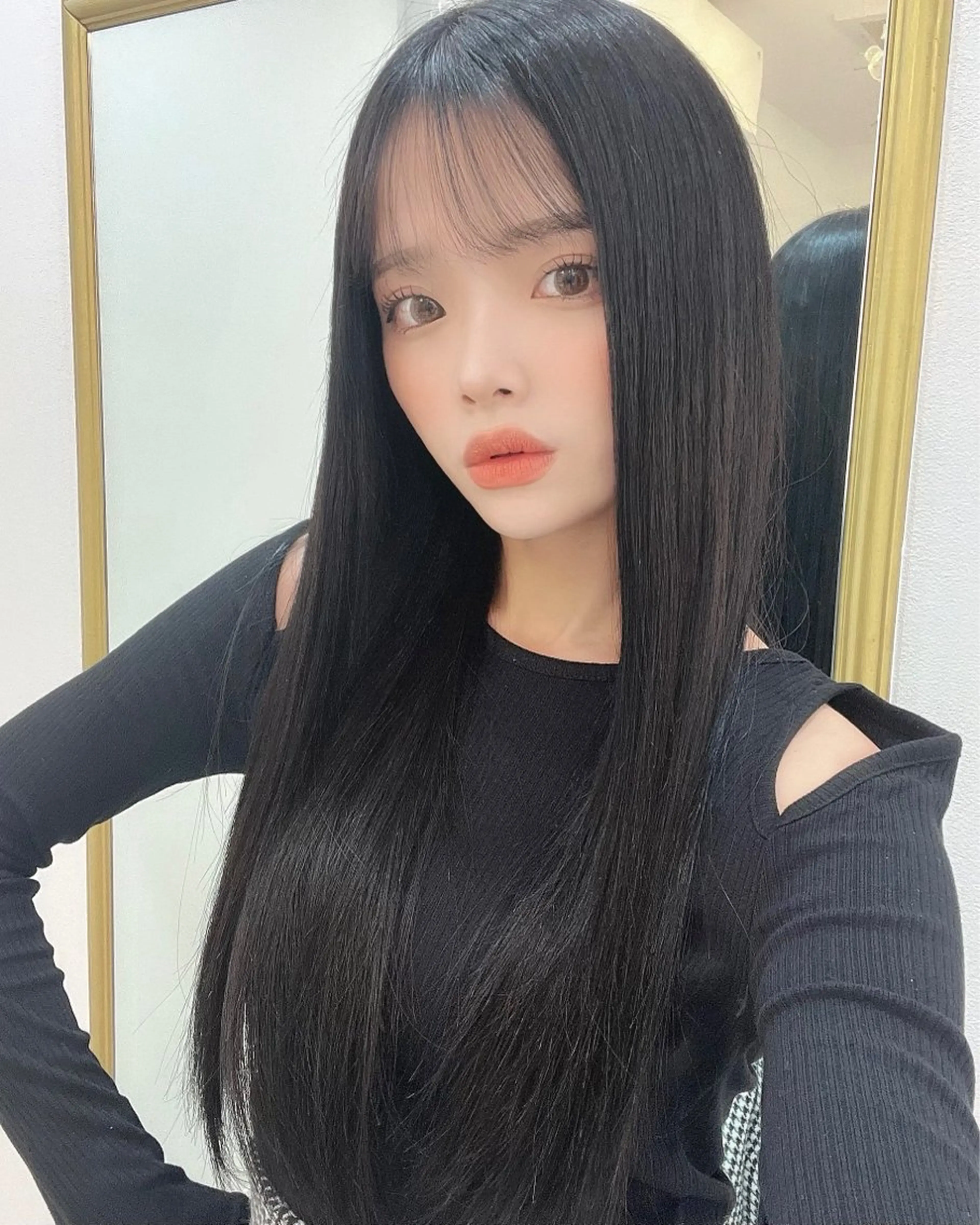 ロング カラー カット ヘアカラー トリートメント Qmee所属・Shun 透明感カラ ー/似合わせカットのヘアスタイル