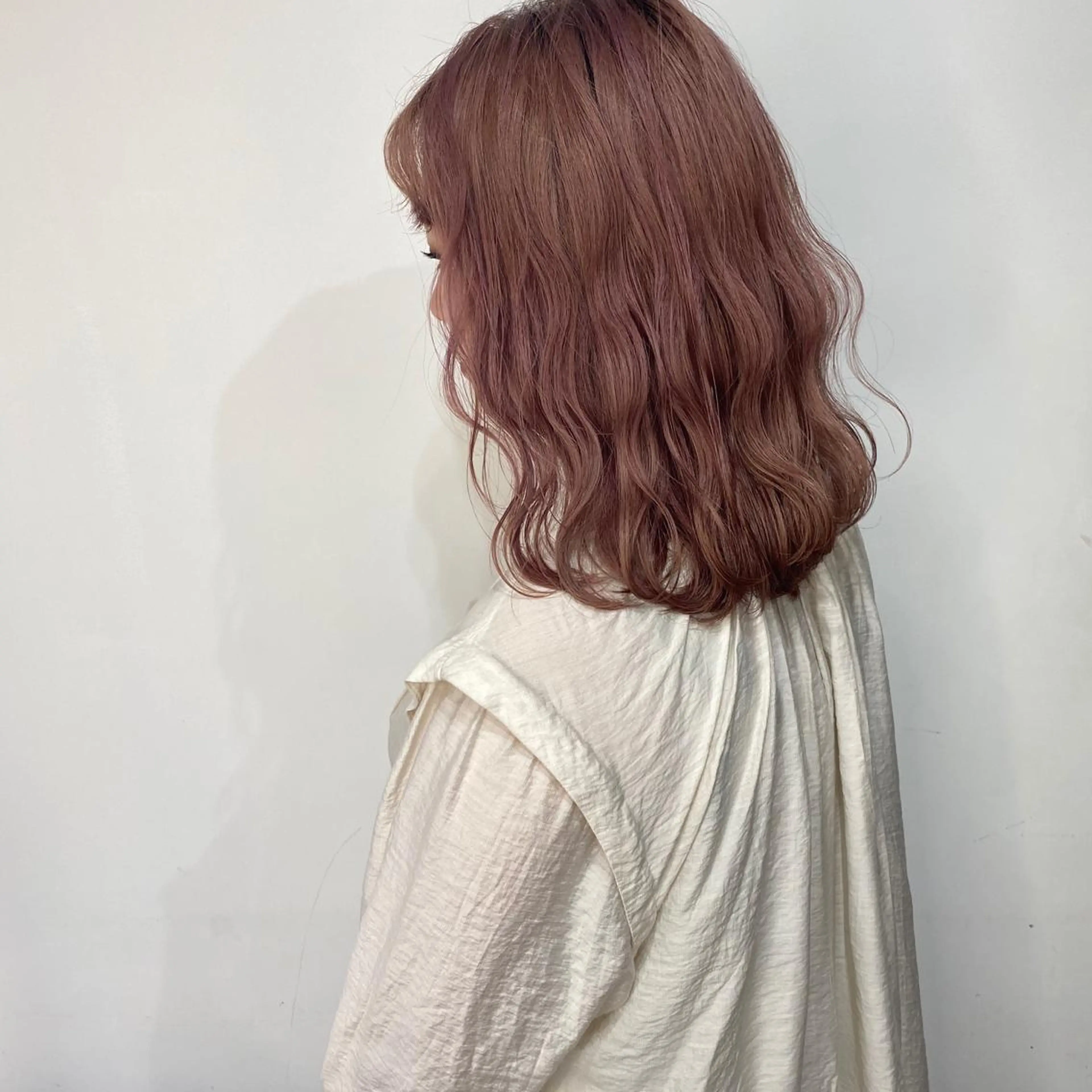 セミロング 家里 圭子のヘアスタイル