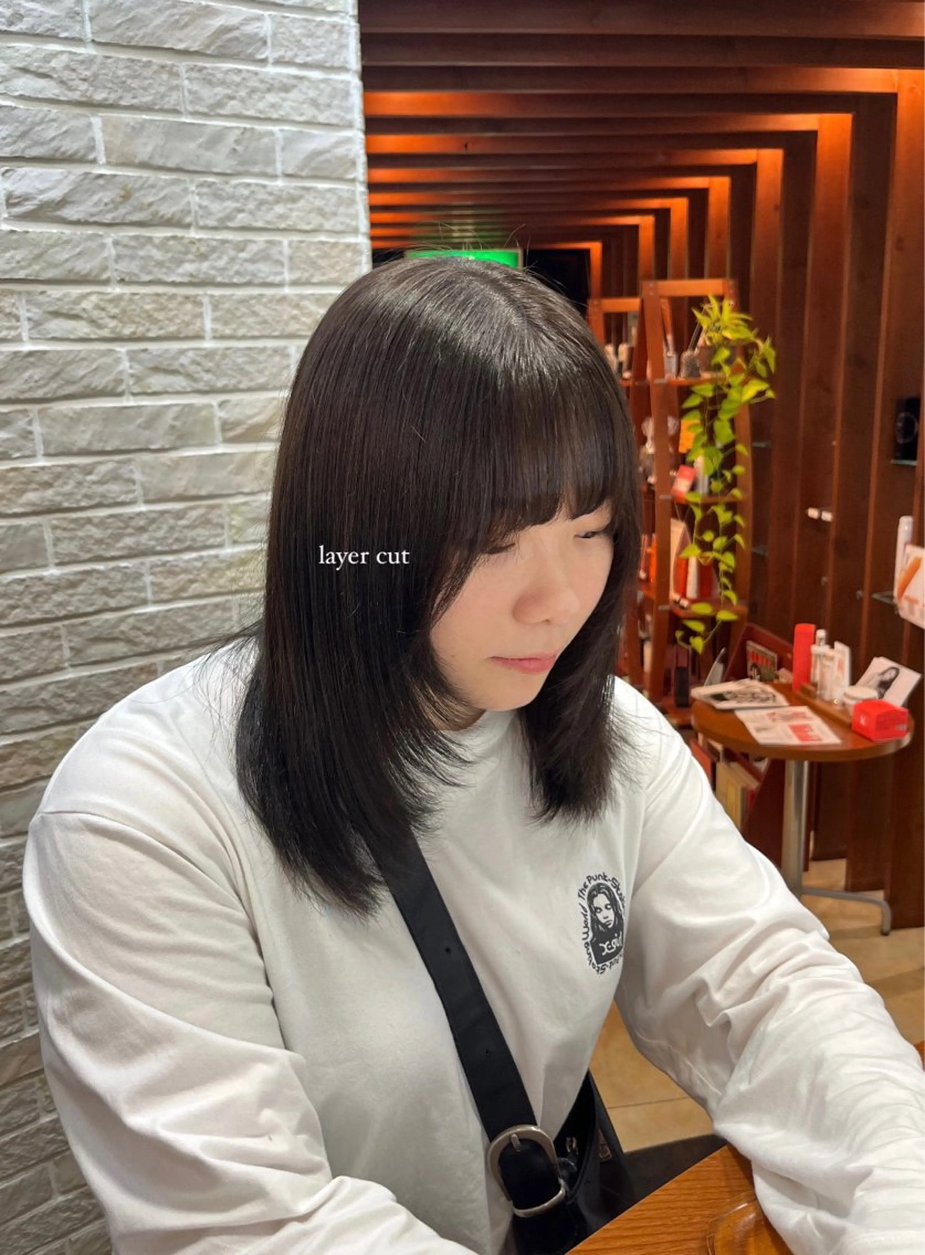 ロング 大野 桃果のヘアスタイル