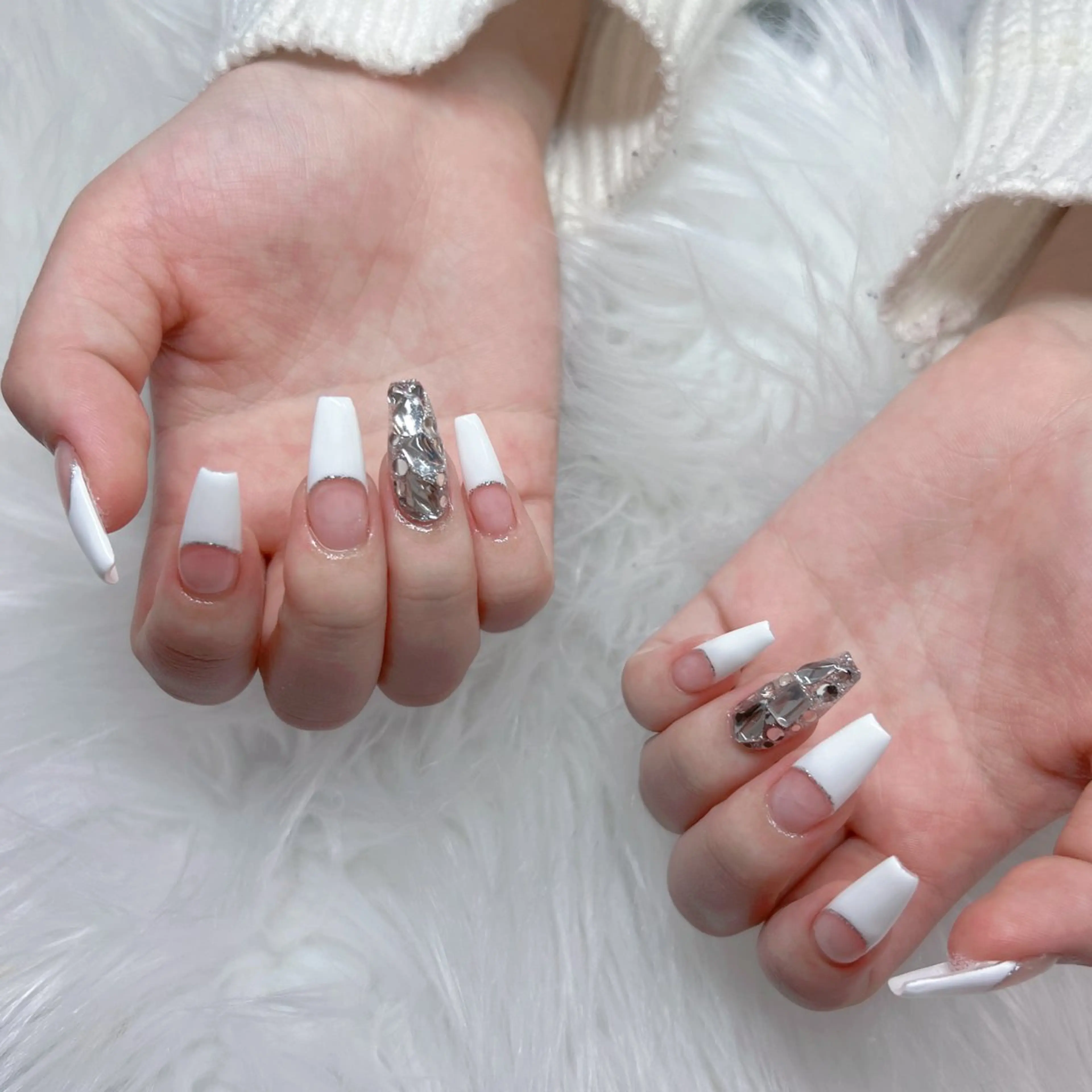 ネイル フレンチネイル ハンドネイル ハンドケア 💜MIYA nail川崎店のネイルデザイン