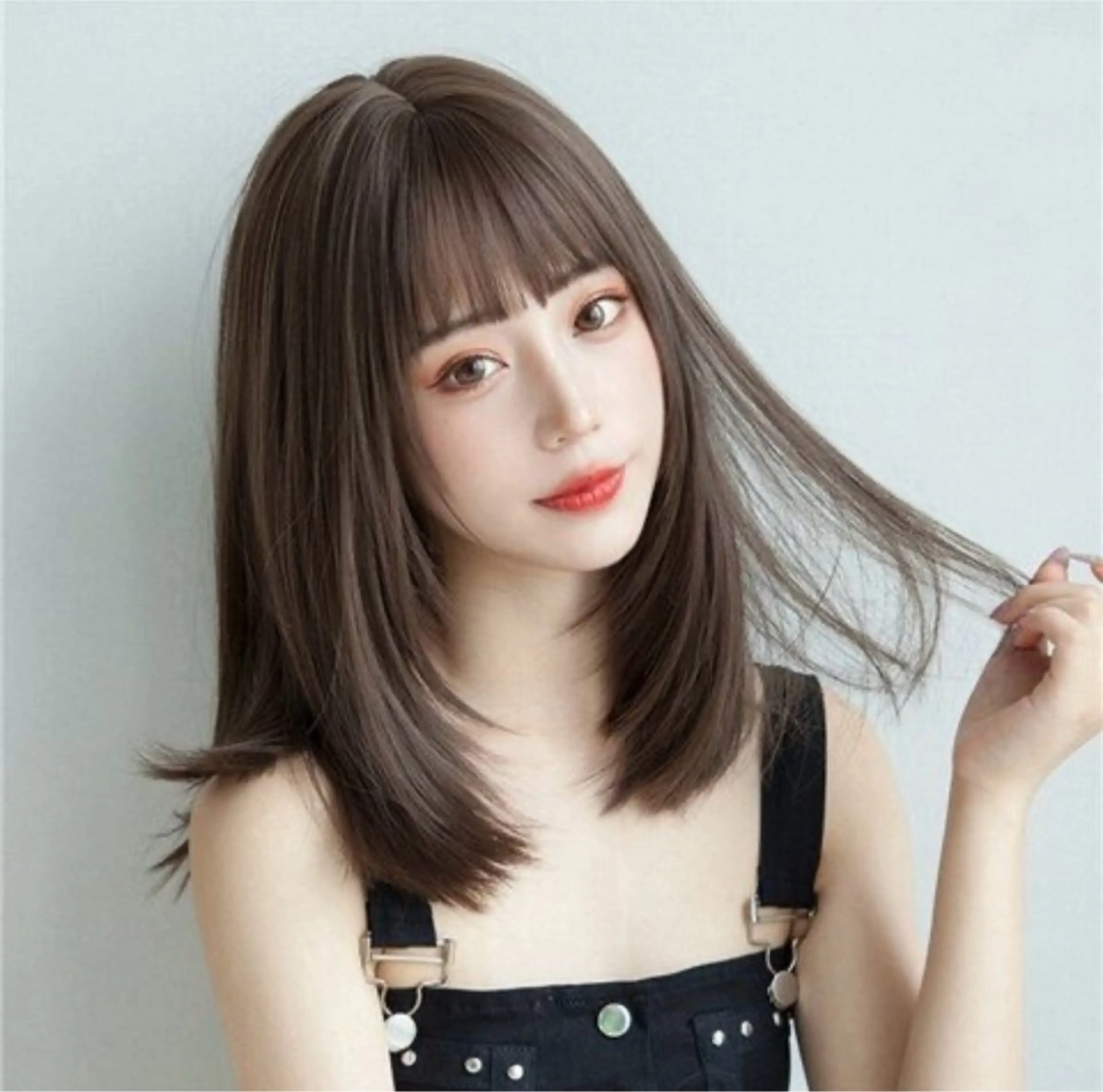 セミロング 小西冬馬  髪質改善 縮毛矯正 艶カラーのヘアスタイル