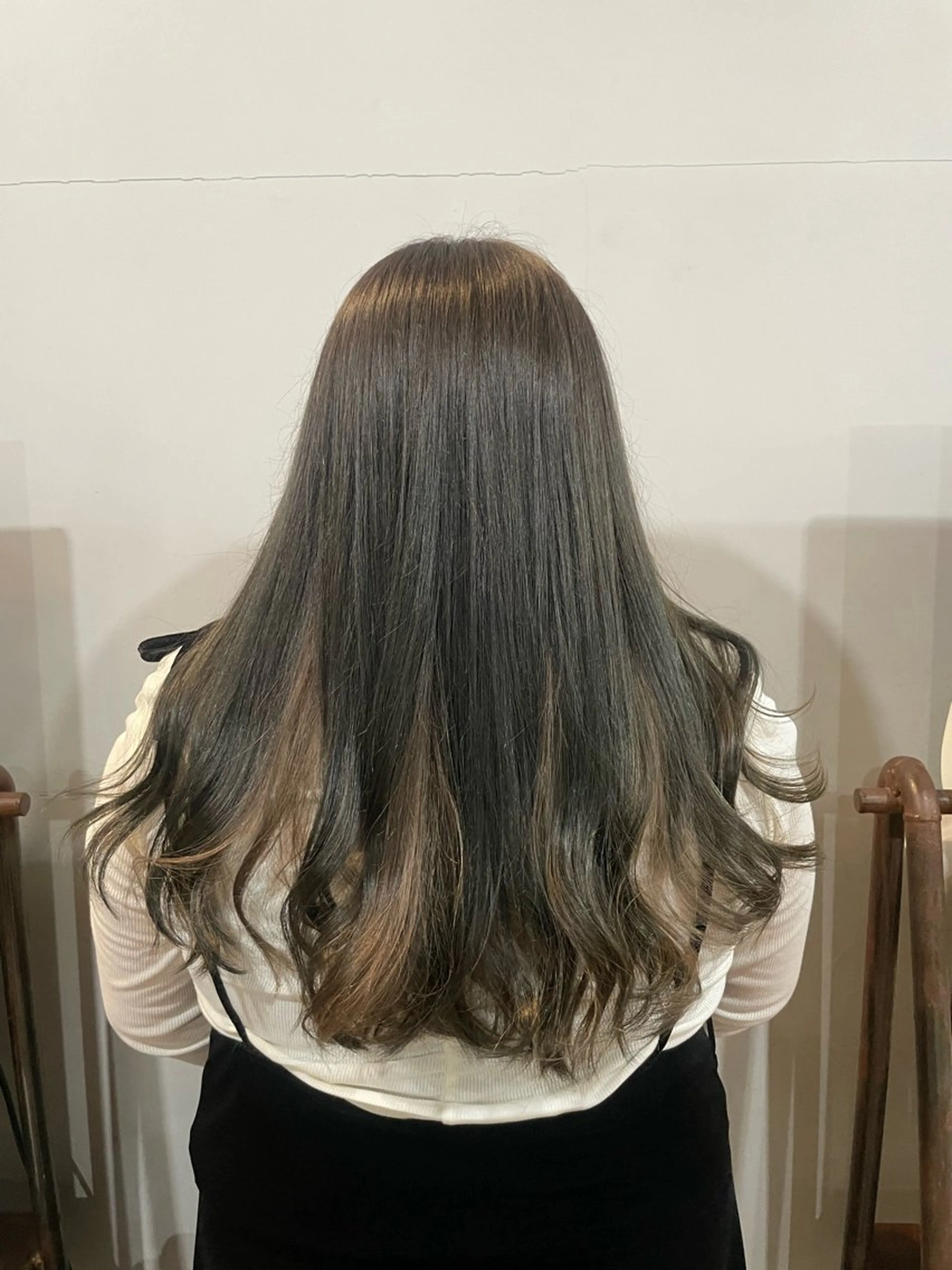 カラー 相羽 紗音のヘアスタイル