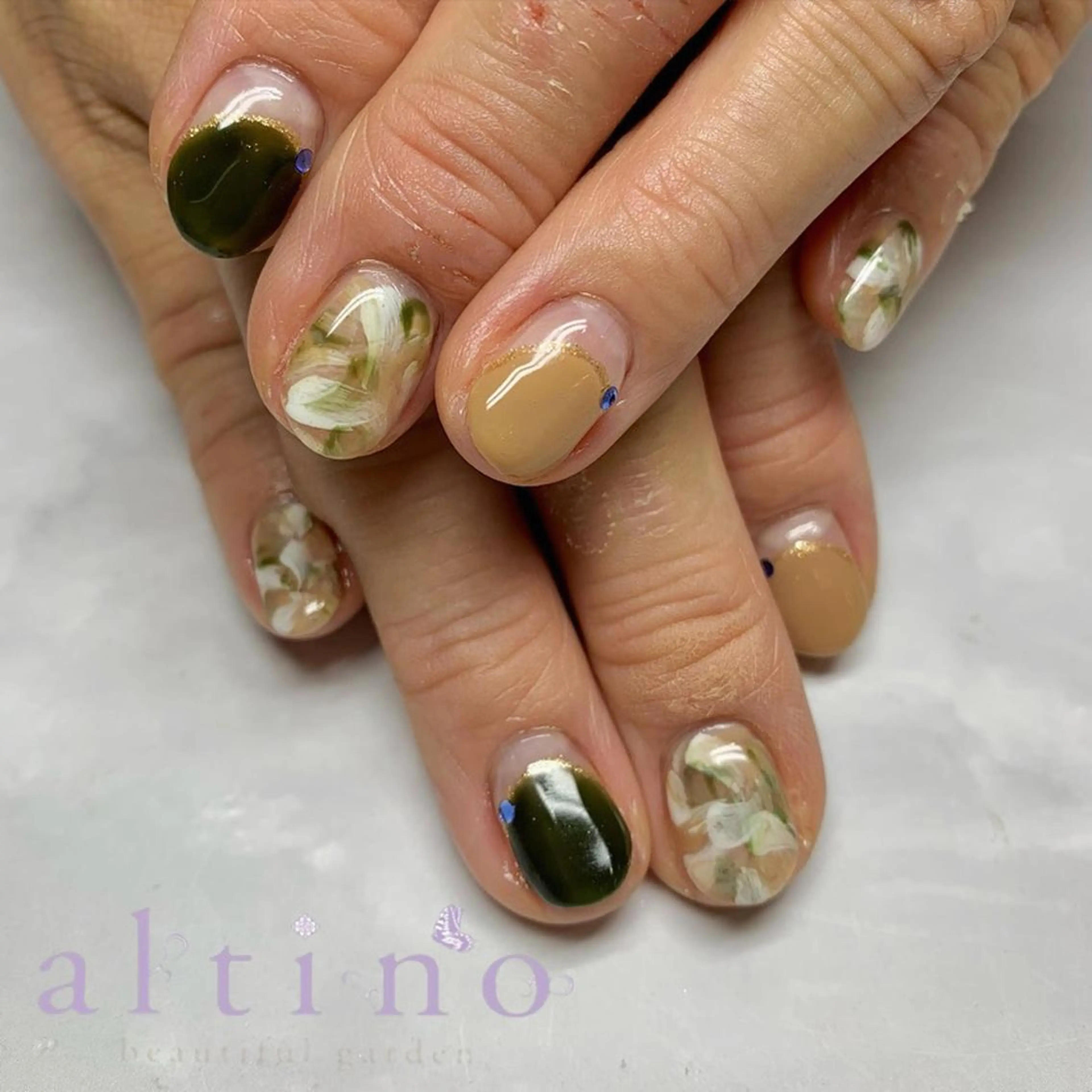 ネイル ハンドネイル nail atelier  new moon所属・森 貴子のネイルデザイン