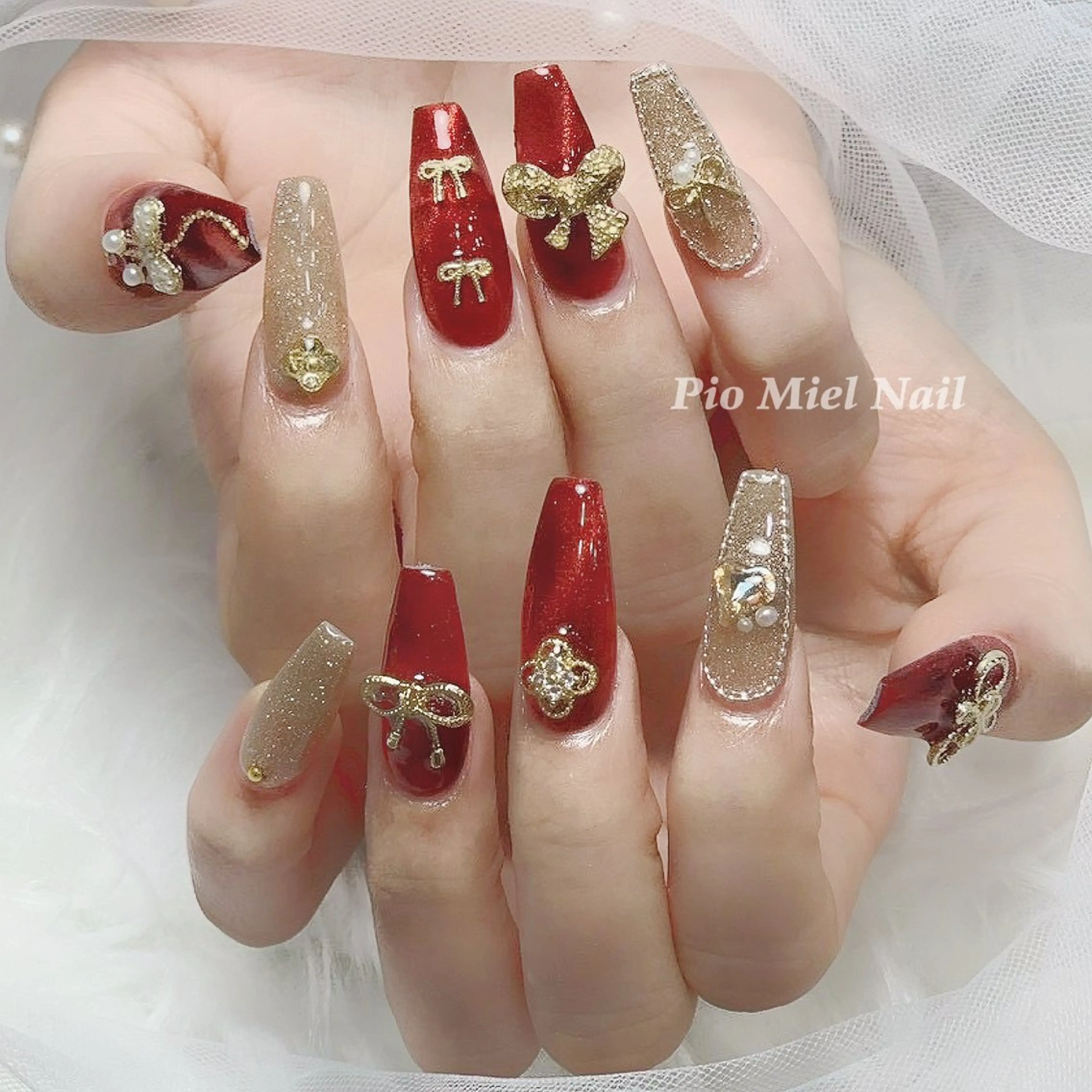ネイル フレンチネイル 韓国ネイル マグネットネイル ニュアンスネイル オフィスネイル ハンドネイル Pio Mielのネイルデザイン