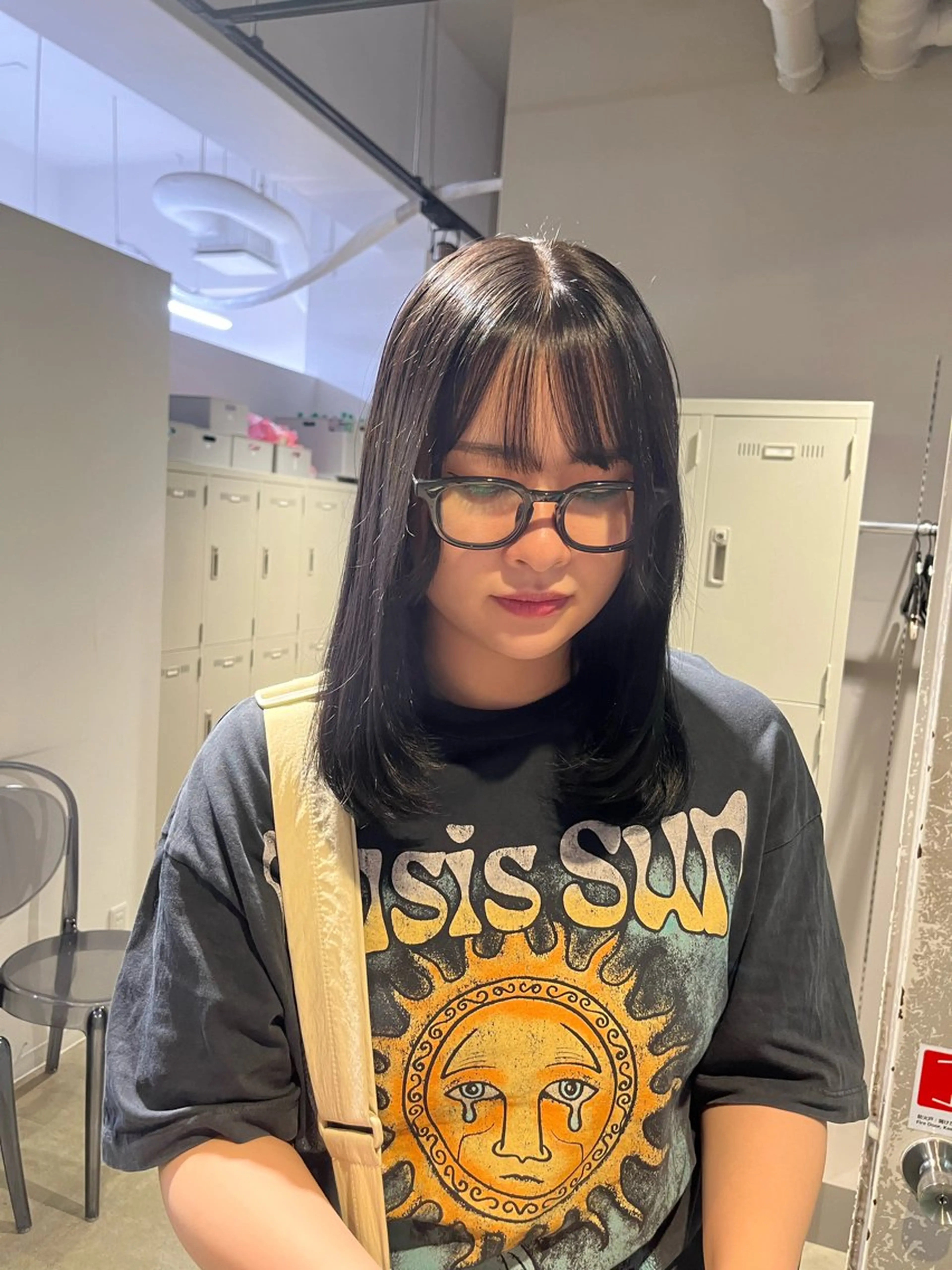 セミロング カット ヘアカラー トリートメント ヘッドスパ ヘアセット 寒色＆ブリーチ特化 寒色MiOのヘアスタイル