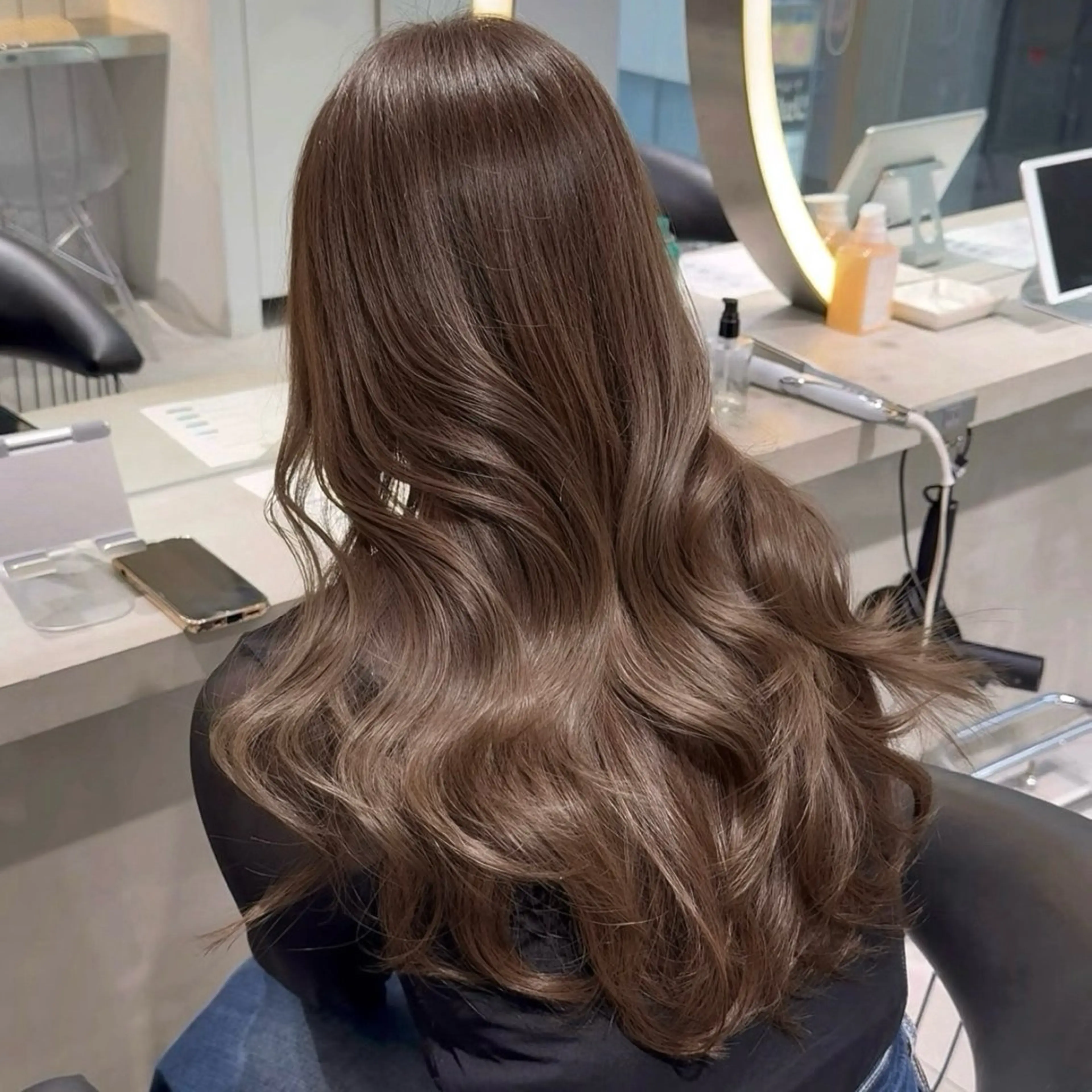 ロング カラー ブリーチ 透明感カラー ダブルカラー ブリーチなしカラー カット ヘアカラー トリートメント ユナ / lond uluのヘアスタイル