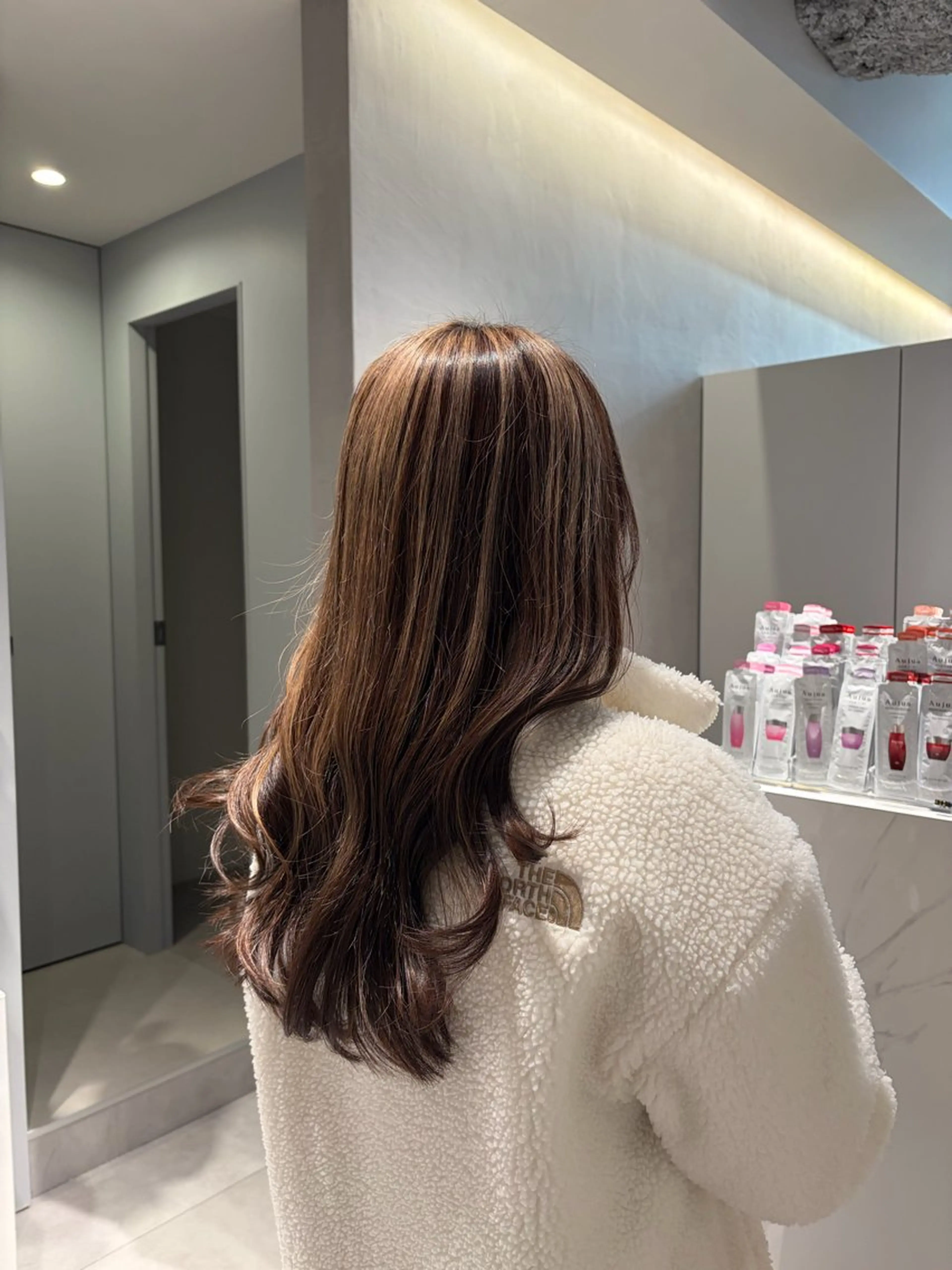 カラー ブリーチ 吉田 なづなのヘアスタイル