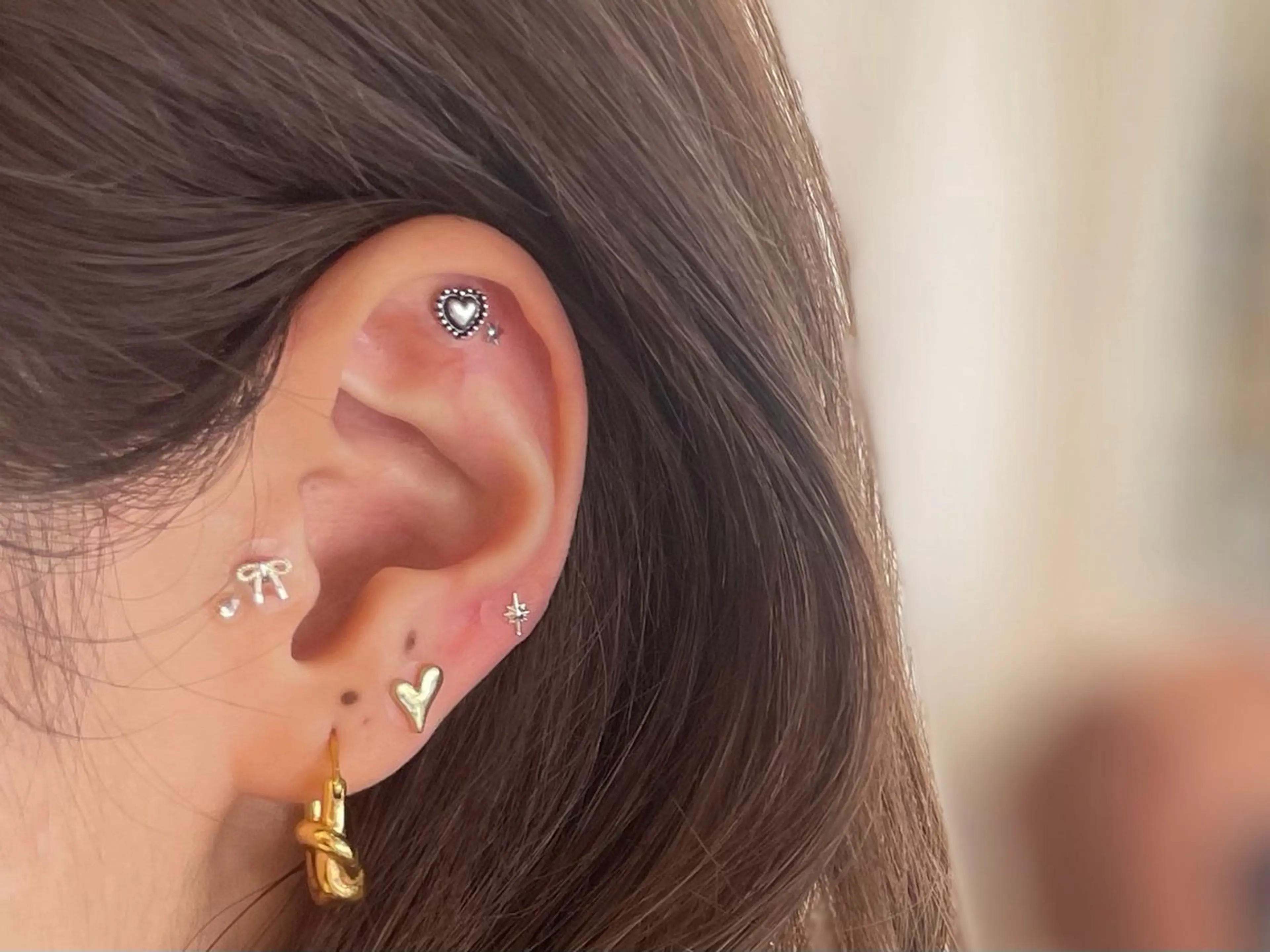 アクセサリー感覚で楽しめる【耳ツボジュエリー】＼SNSで話題／10粒 ¥2500👂💎の写真