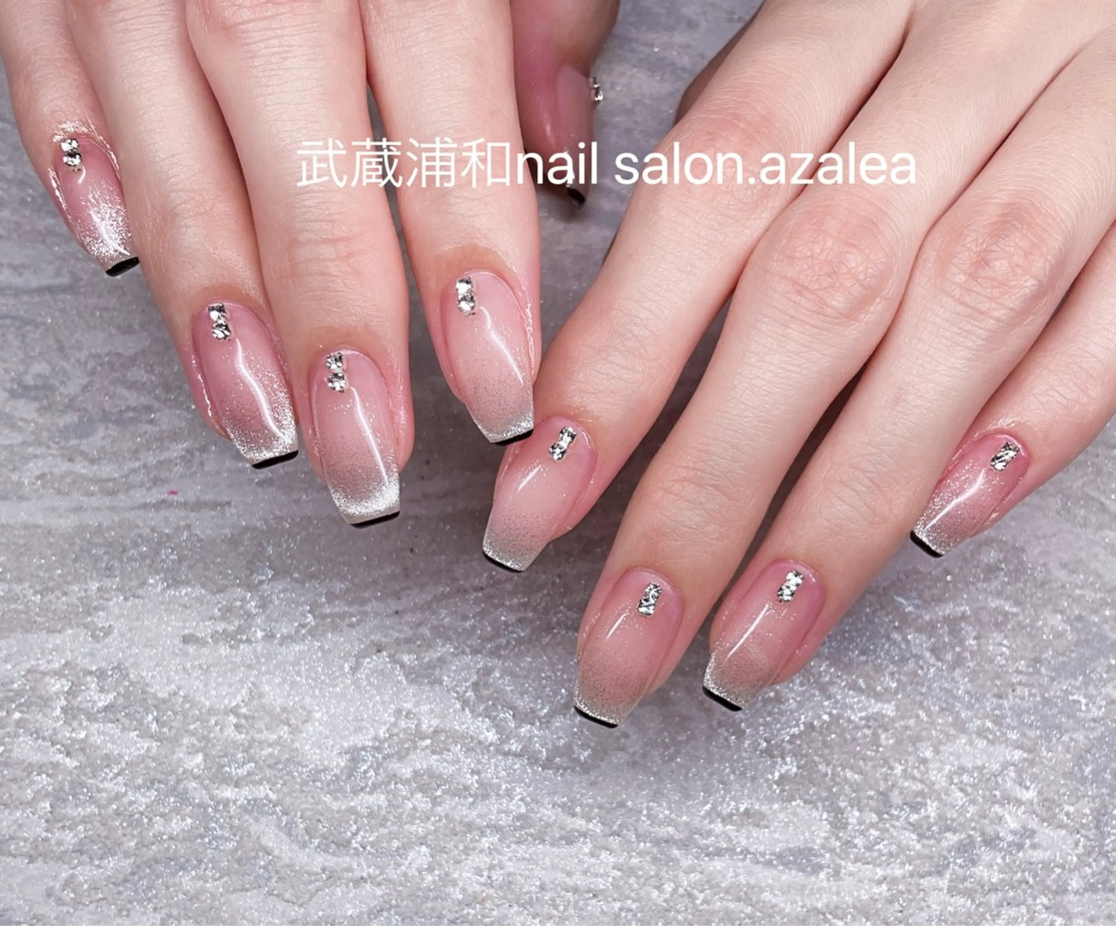 ネイル ハンドネイル R inのネイルデザイン