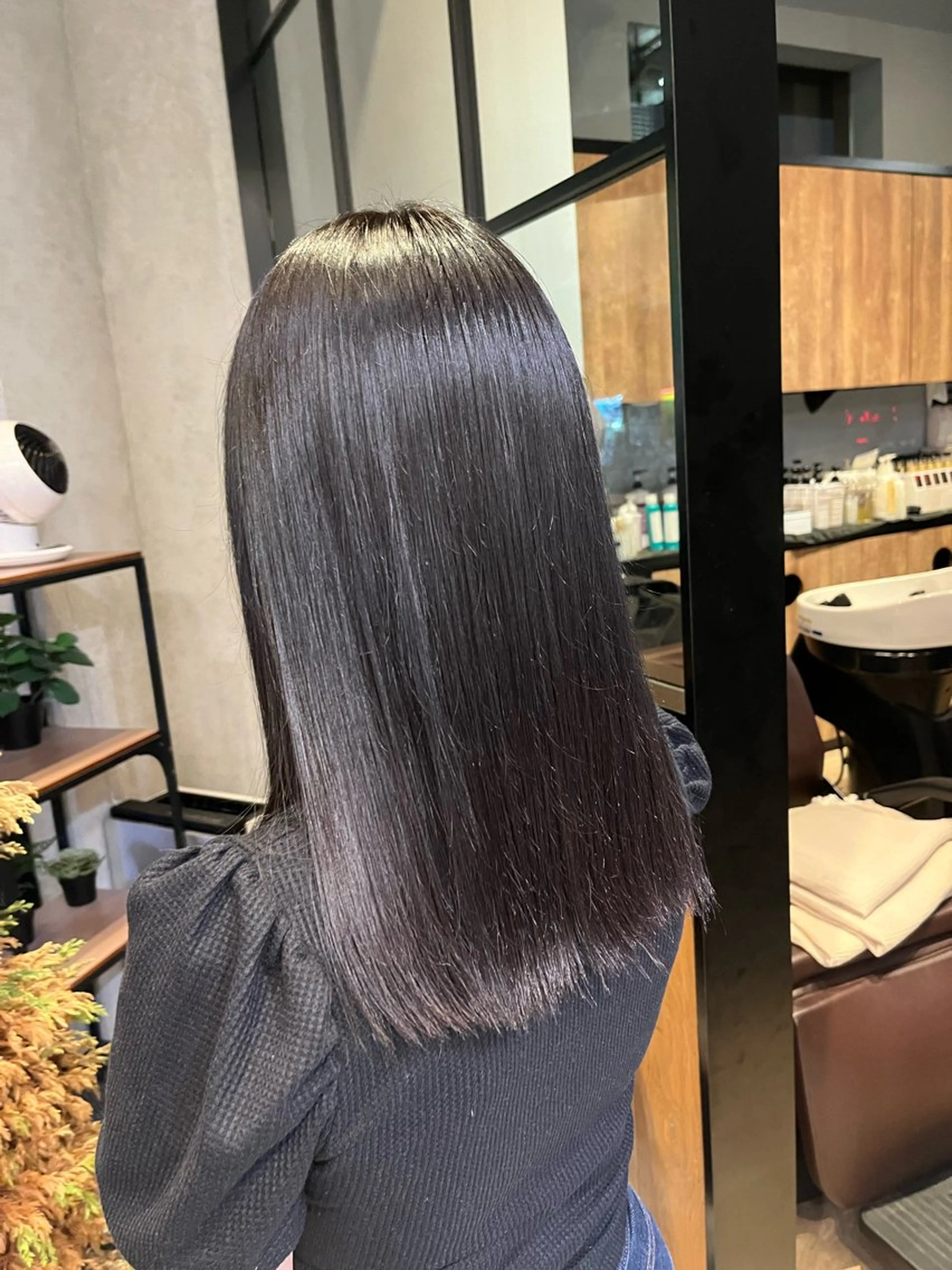 セミロング カラー ヘアアレンジ yuuri🎀/大宮 /韓国ヘア/レイヤーのヘアスタイル