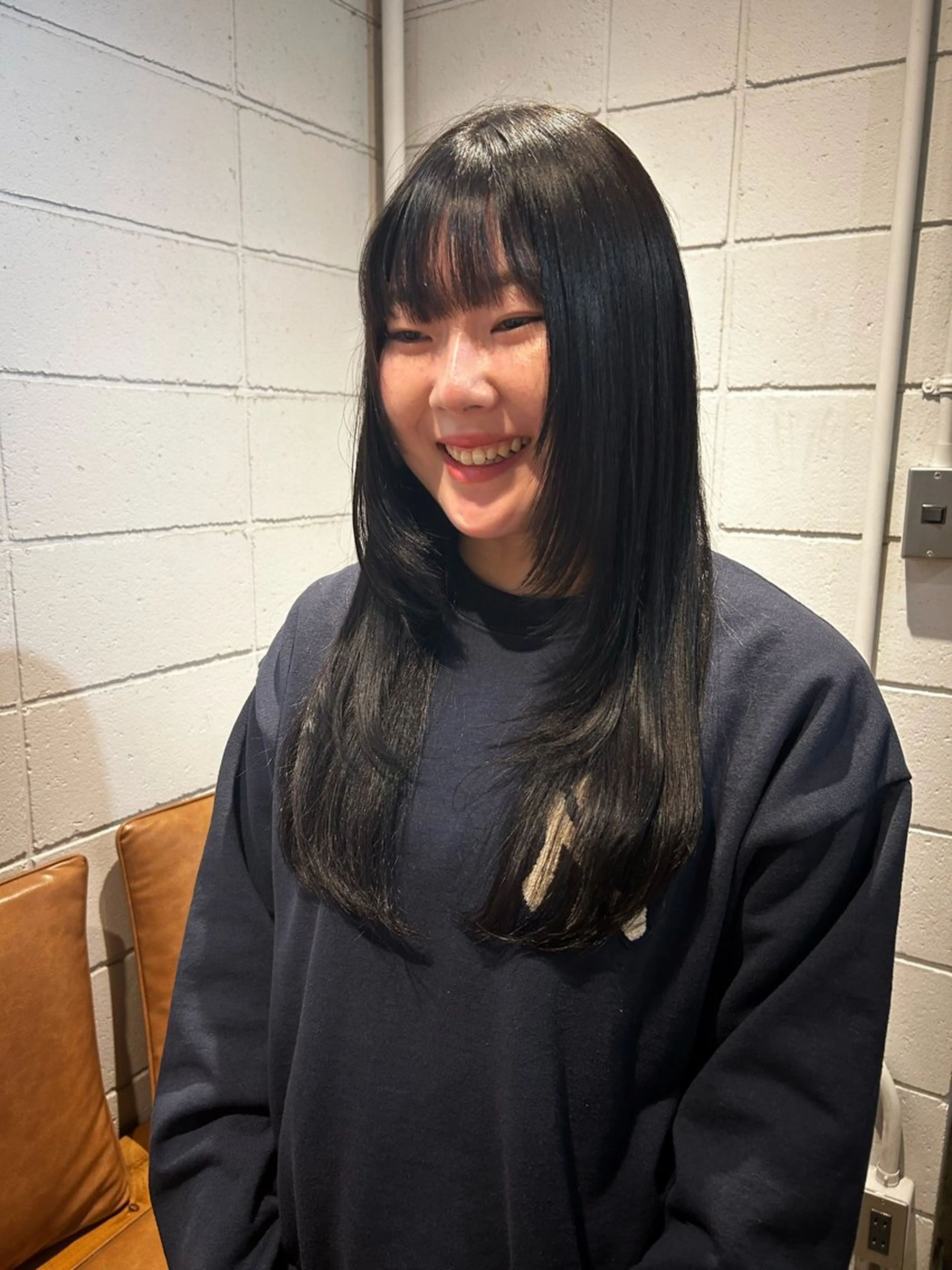 ロング レイヤーカット 新美 千奈のヘアスタイル