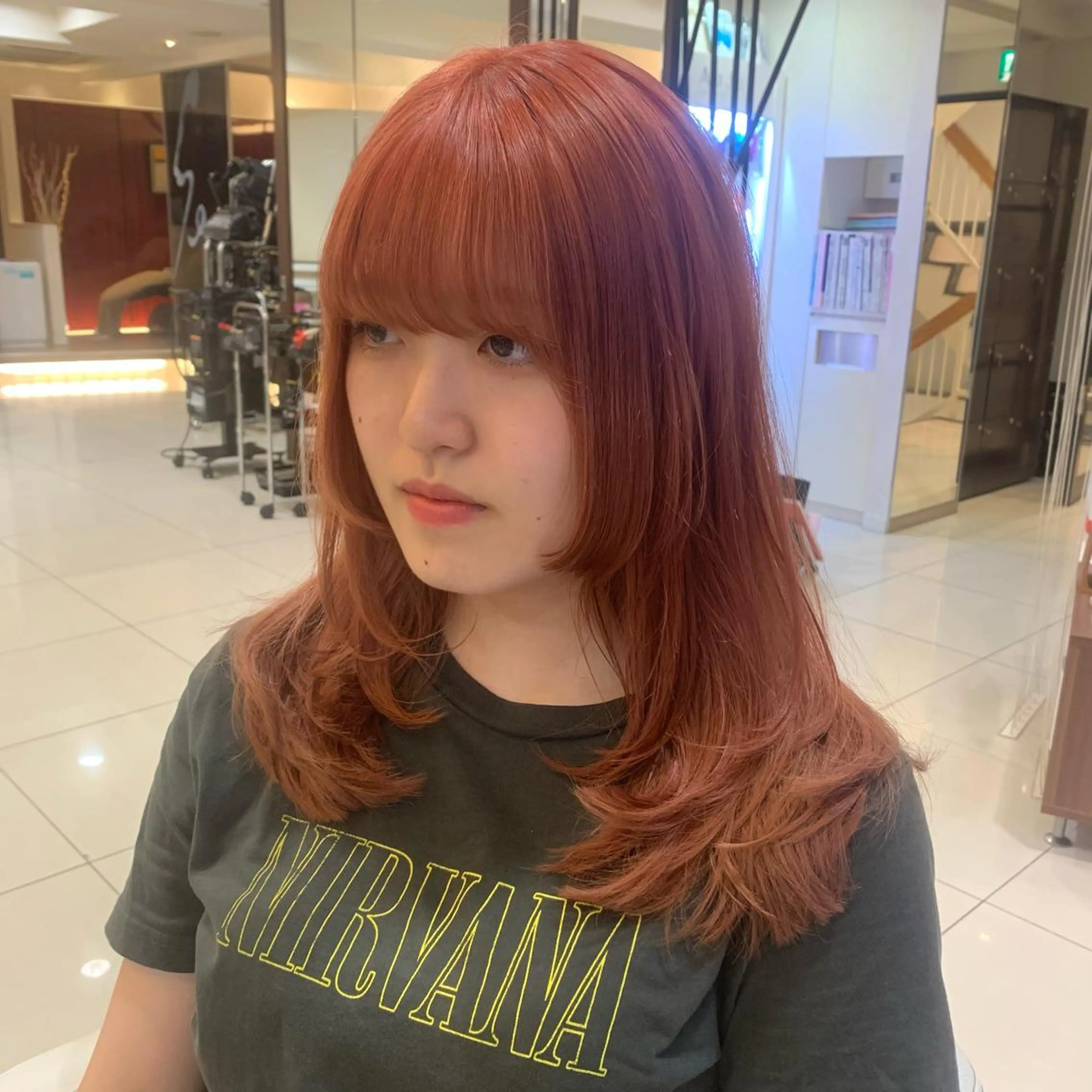 セミロング レイヤーカット 透明感カラー/ くびれヘア/館岡俊平のヘアスタイル