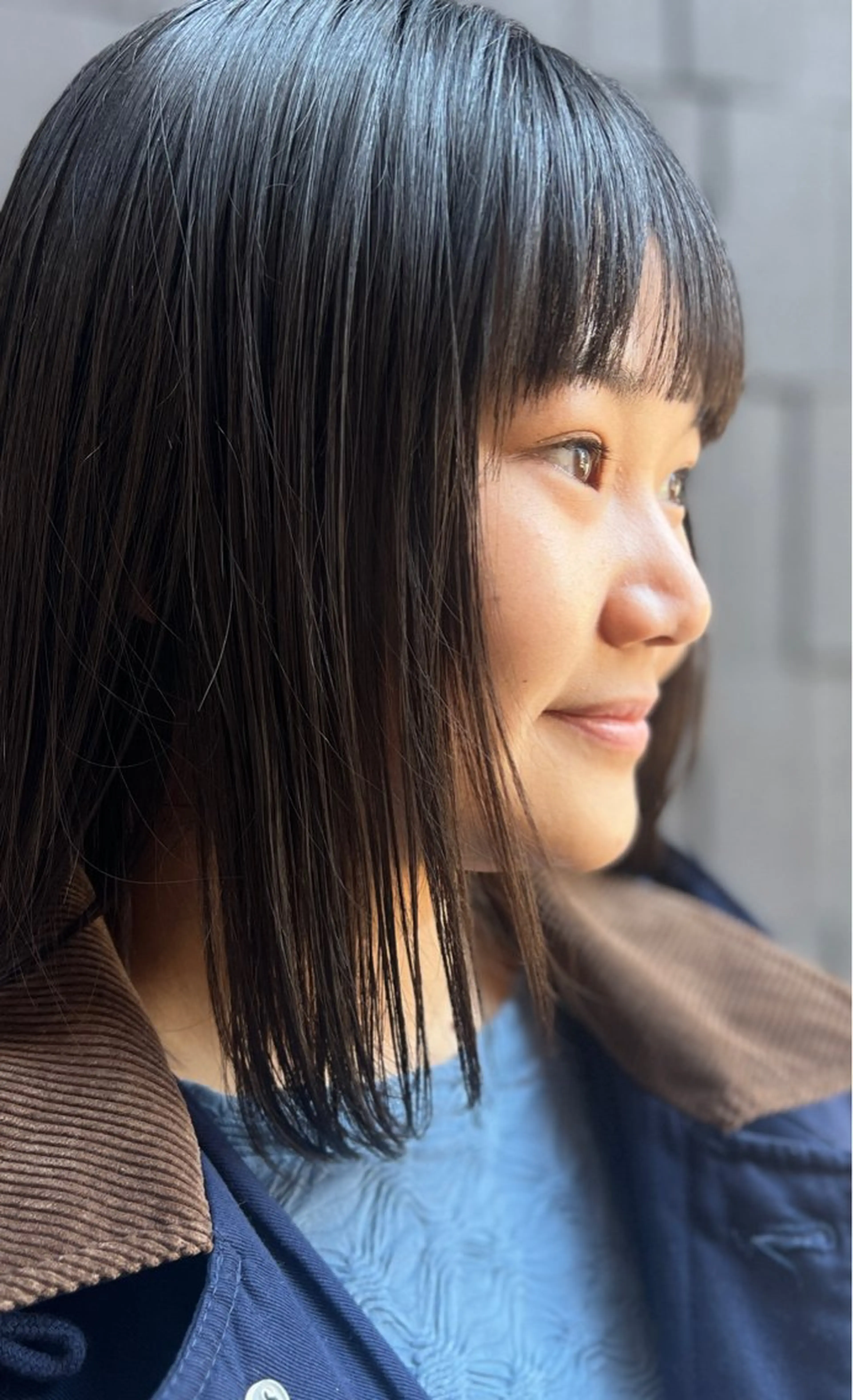 ミディアム 天使の羽バング・フェザーバング 髪質改善 ヨシンモリ 韓国風ヘア オン眉 カット BEACH　HAIR&NAIL所属・両国駅徒歩1分⭐️ アイロン仕上げのヘアスタイル